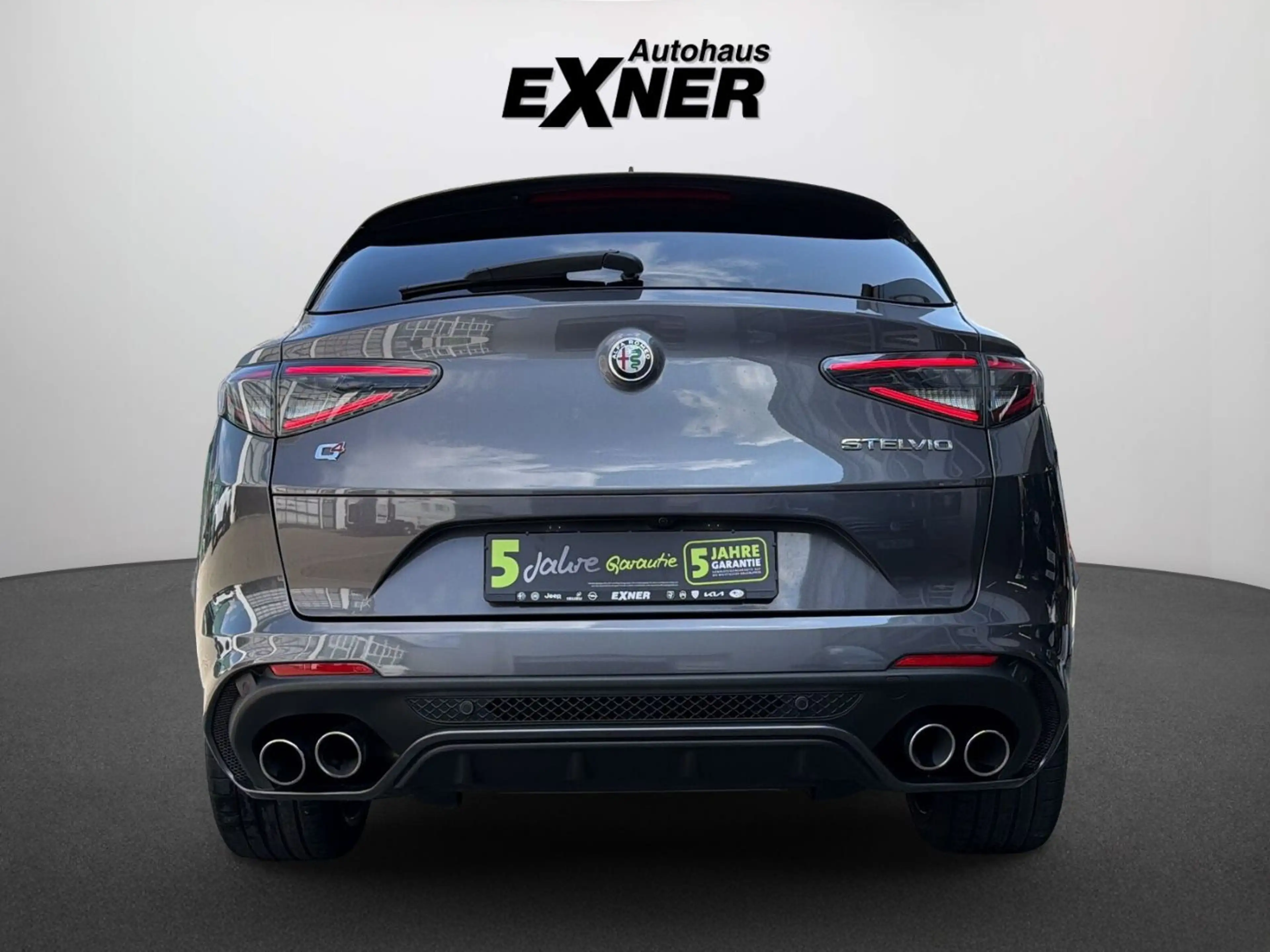 Alfa Romeo Stelvio 2.9 V6 Bi-Turbo QUADRIFOGLIO Q4 Kamera+ — photo 8