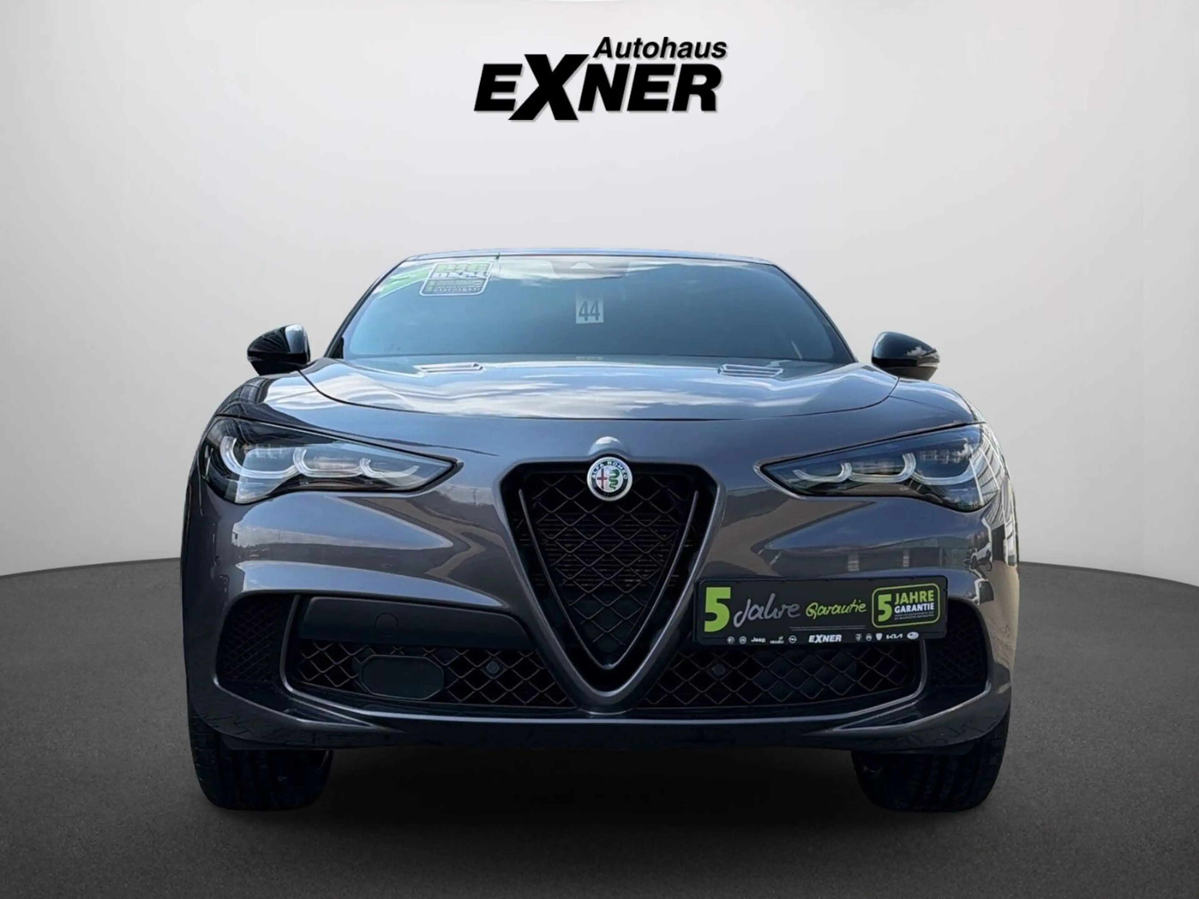 Alfa Romeo Stelvio 2.9 V6 Bi-Turbo QUADRIFOGLIO Q4 Kamera+ — photo 4