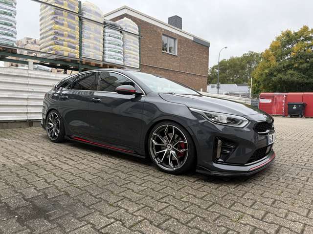 Imagine Kia ProCeed / pro_cee'd 1.6 T-GDI DCT7 OPF GT