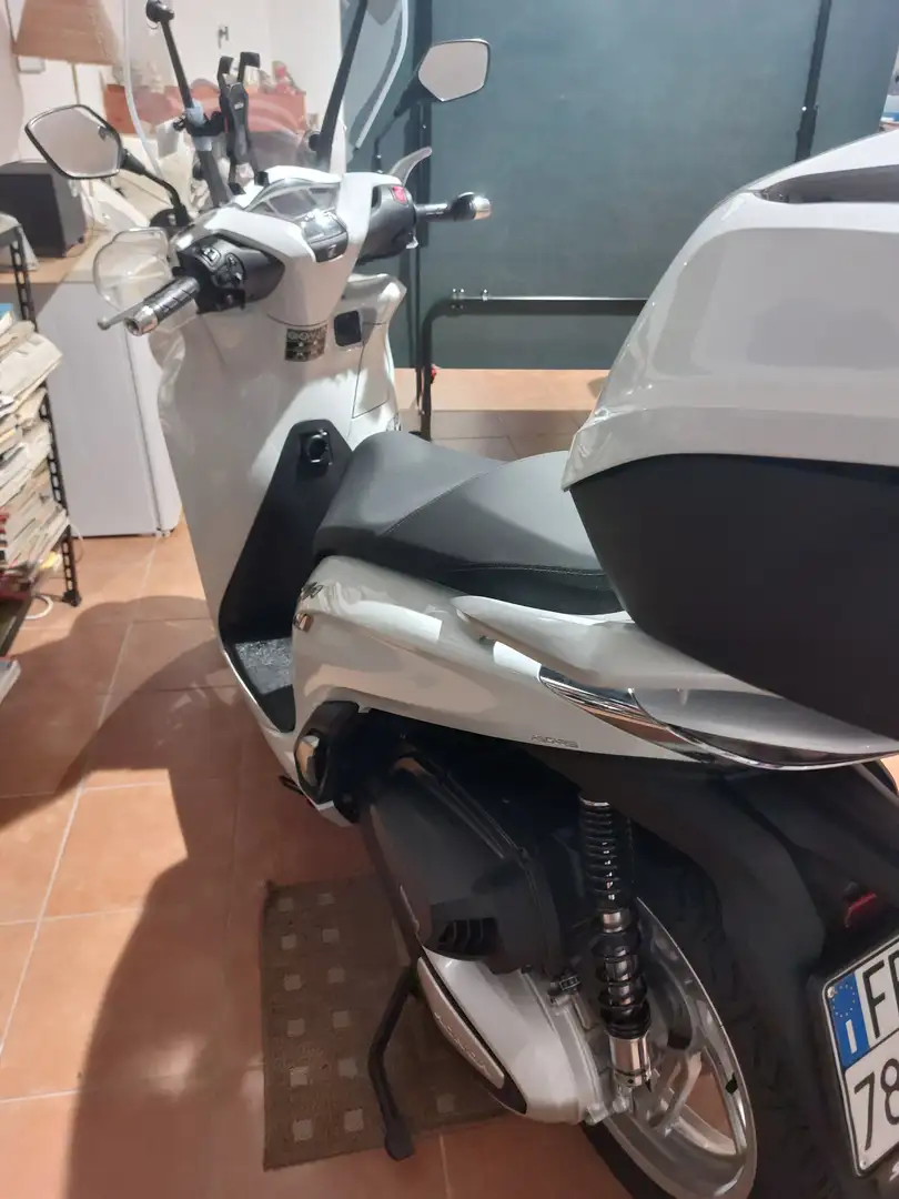 Honda SH 350i Ie Bianco - 2