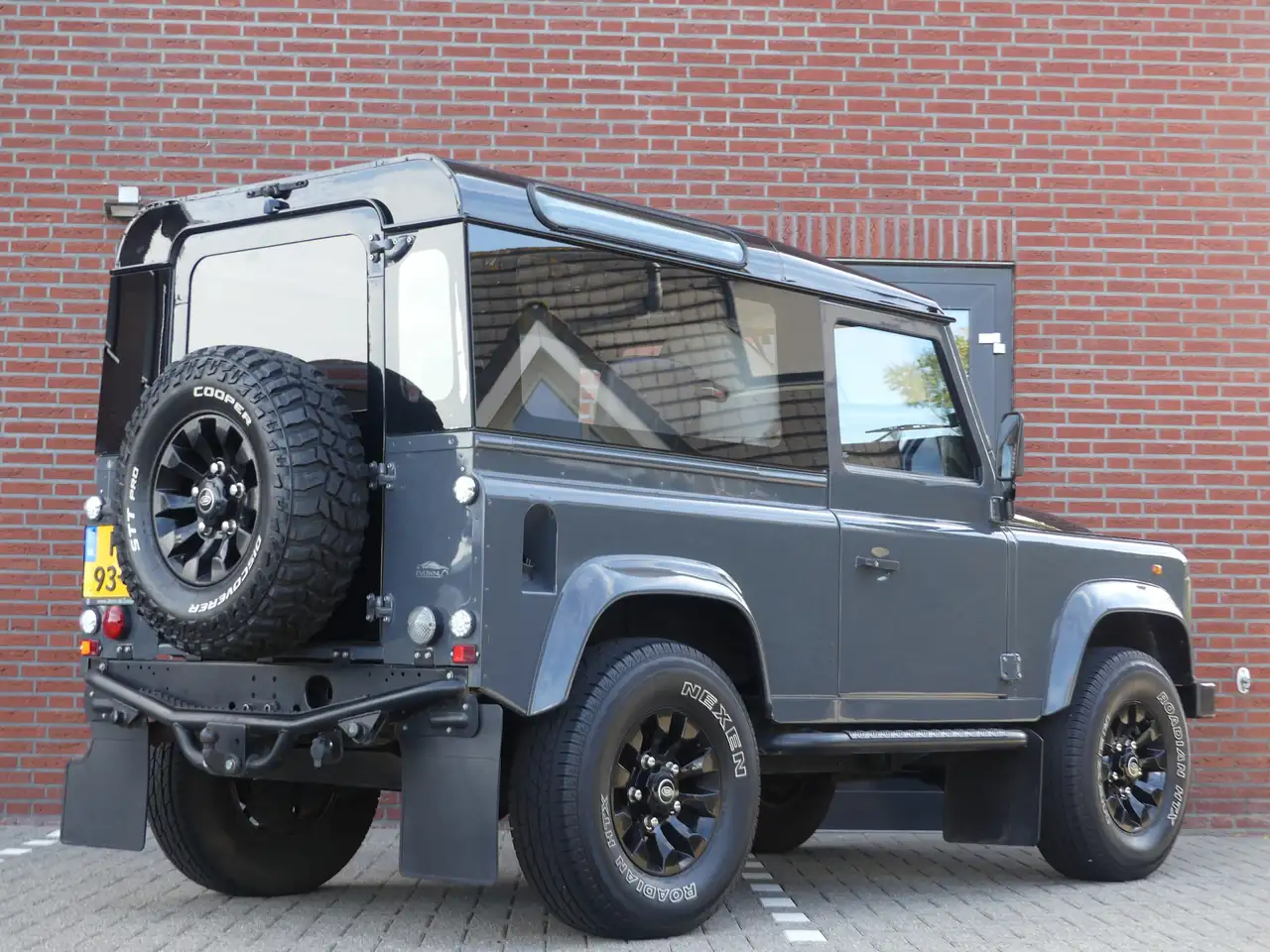 Land Rover 90 Benzine 2.0 136pk / 6 persoons, foto 5