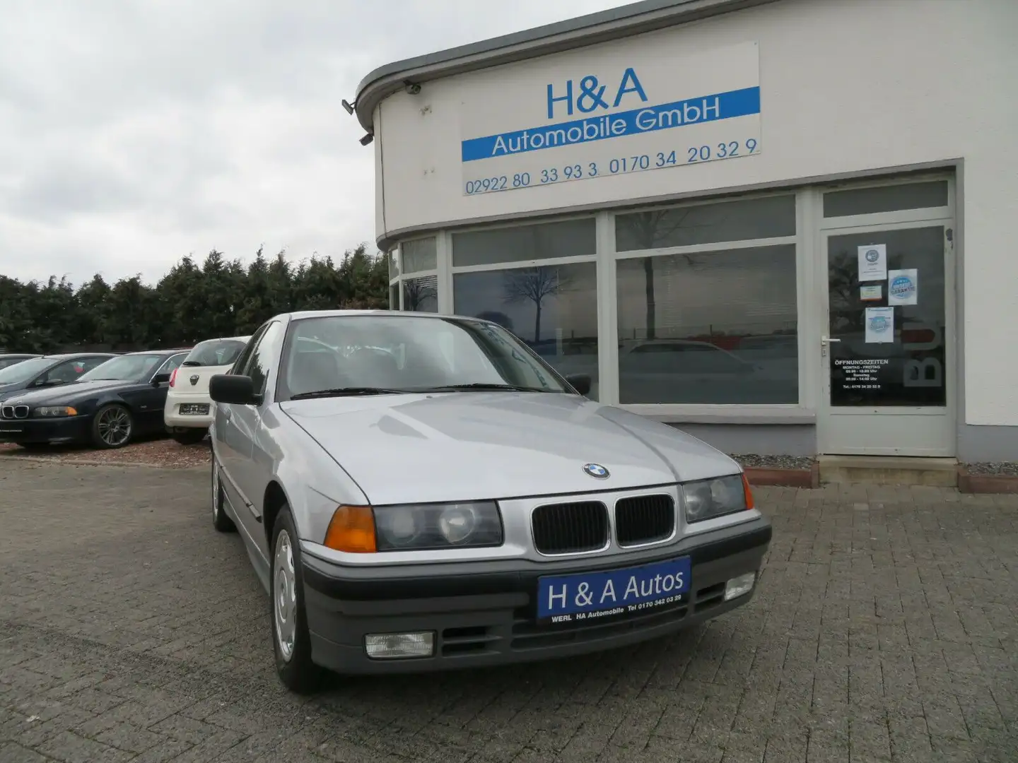 BMW 318 318i Zilver - 1