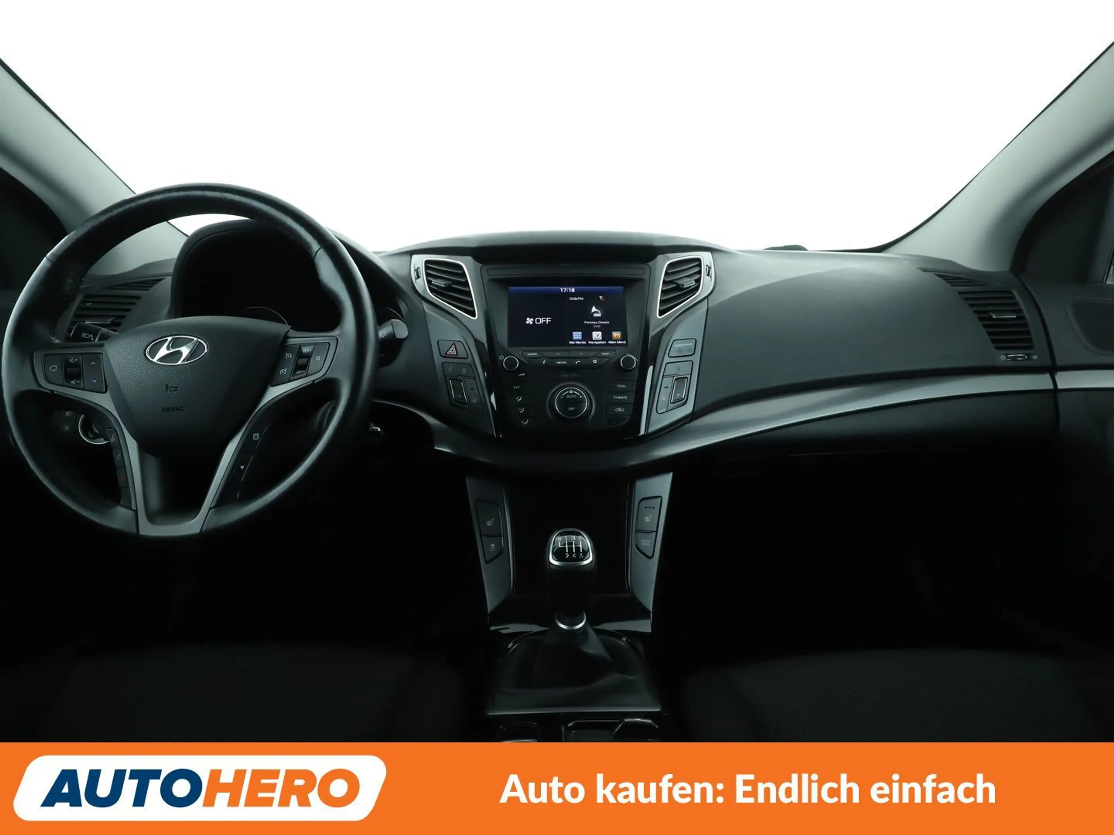 Hyundai i40 1.6 Trend Blue*NAVI*TEMPO*CAM*PDC*SHZ* — photo 12