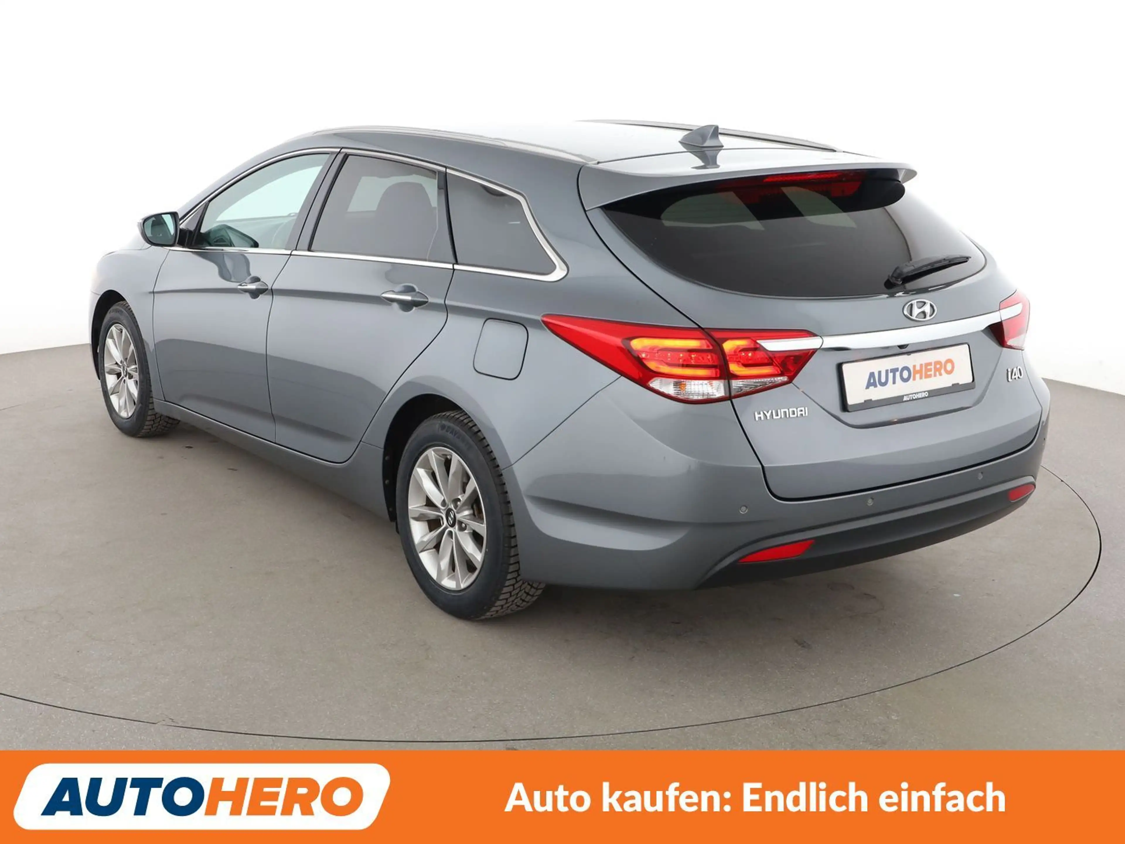 Hyundai i40 1.6 Trend Blue*NAVI*TEMPO*CAM*PDC*SHZ* — photo 4
