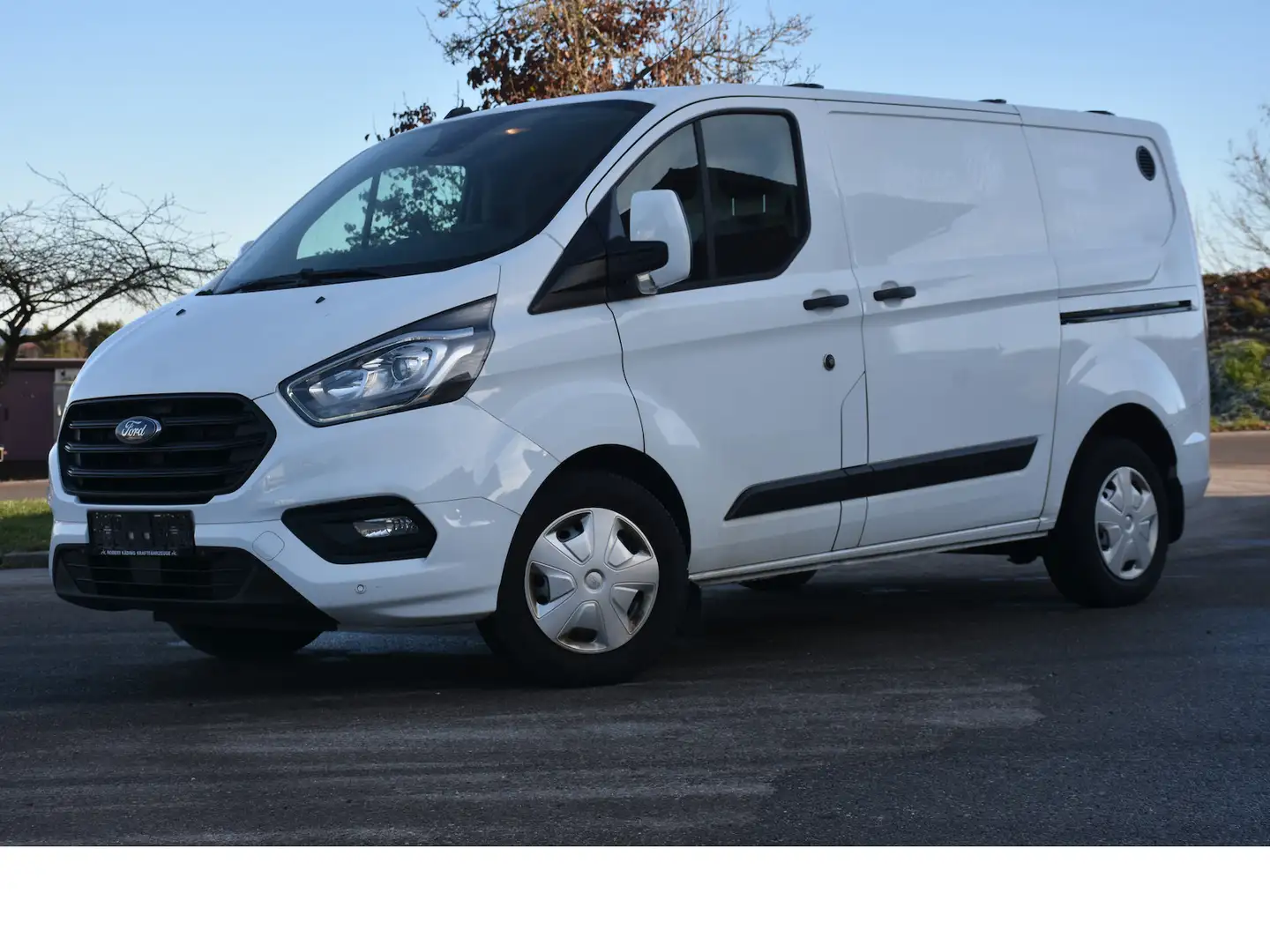 Ford Transit Custom 280 L1 Trend/AT/Navi/RKam/Dachtrg Weiß - 1