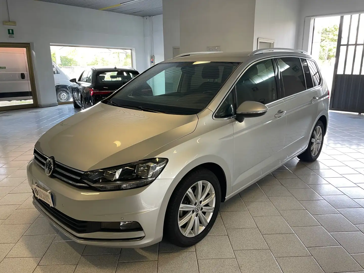 Volkswagen Touran Touran 1.6 TDI 115 CV SCR DSG Executive 7 Posti Te Argento - 1