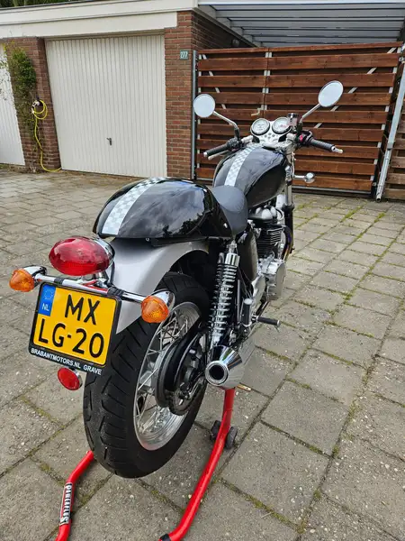 Triumph Thruxton - foto 8