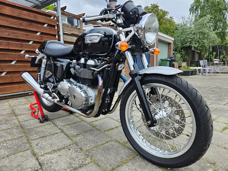 Triumph Thruxton - foto 3
