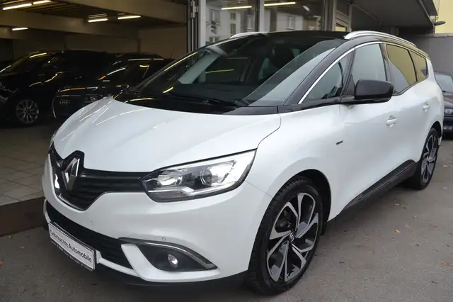 Renault Grand Scenic 1.6 DCi BOSE Edition *MASSAGE*NAVI*AHK*T-LEDER*