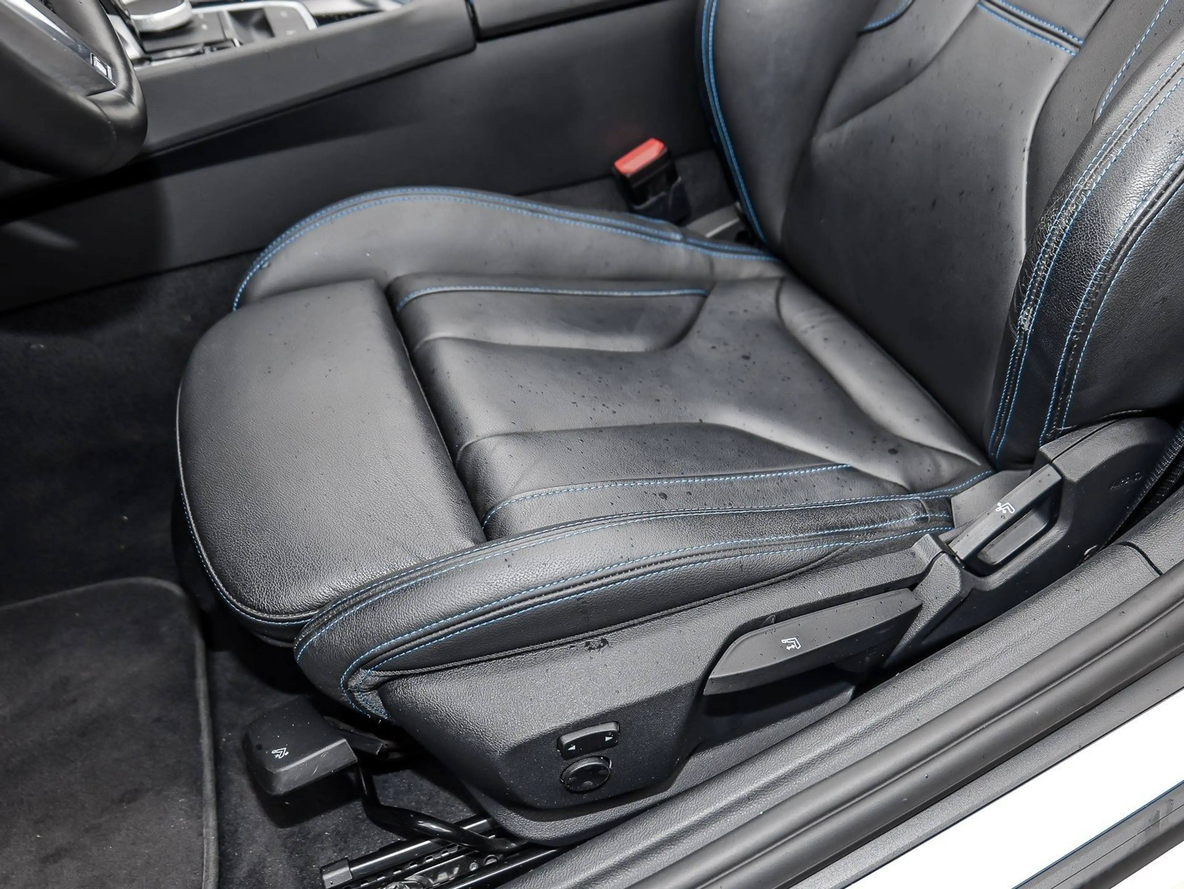 BMW Z4 sDrive20i A M Sport LC Prof. HuD RFK HIFI PDC V+H — photo 21