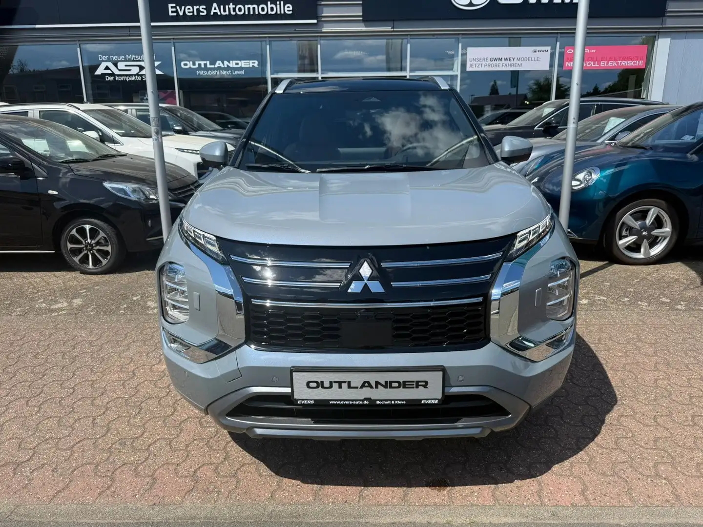 Mitsubishi Outlander PHEV Top Luxury*LED*SHZ*HUD*Massage Gris - 2