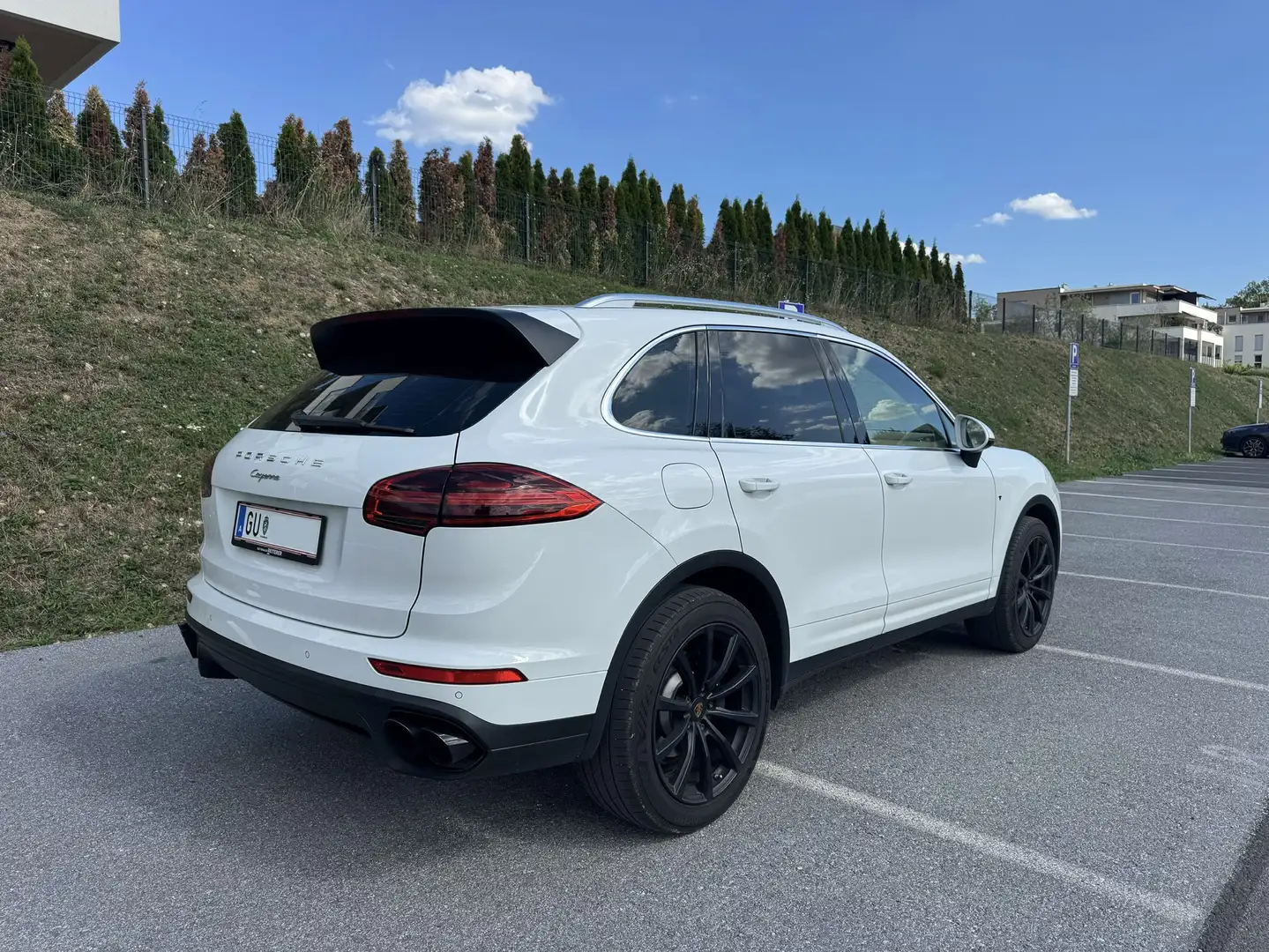 Porsche Cayenne II 3.0 V6 Tiptronic S Weiß - 2