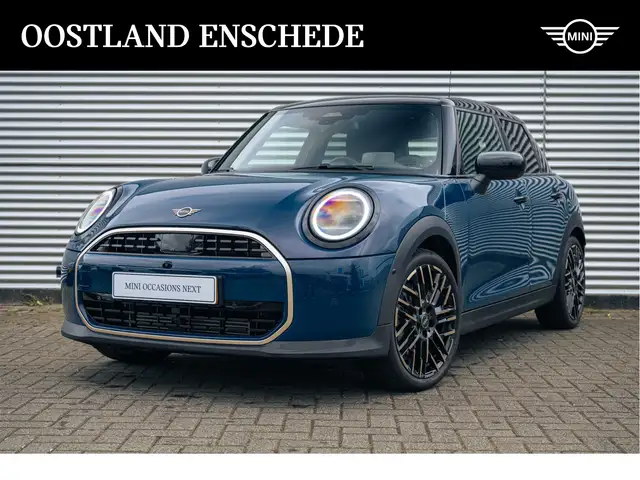 MINI Cooper C Hatchback Automaat / Favoured / Pakket L / 18 inch
