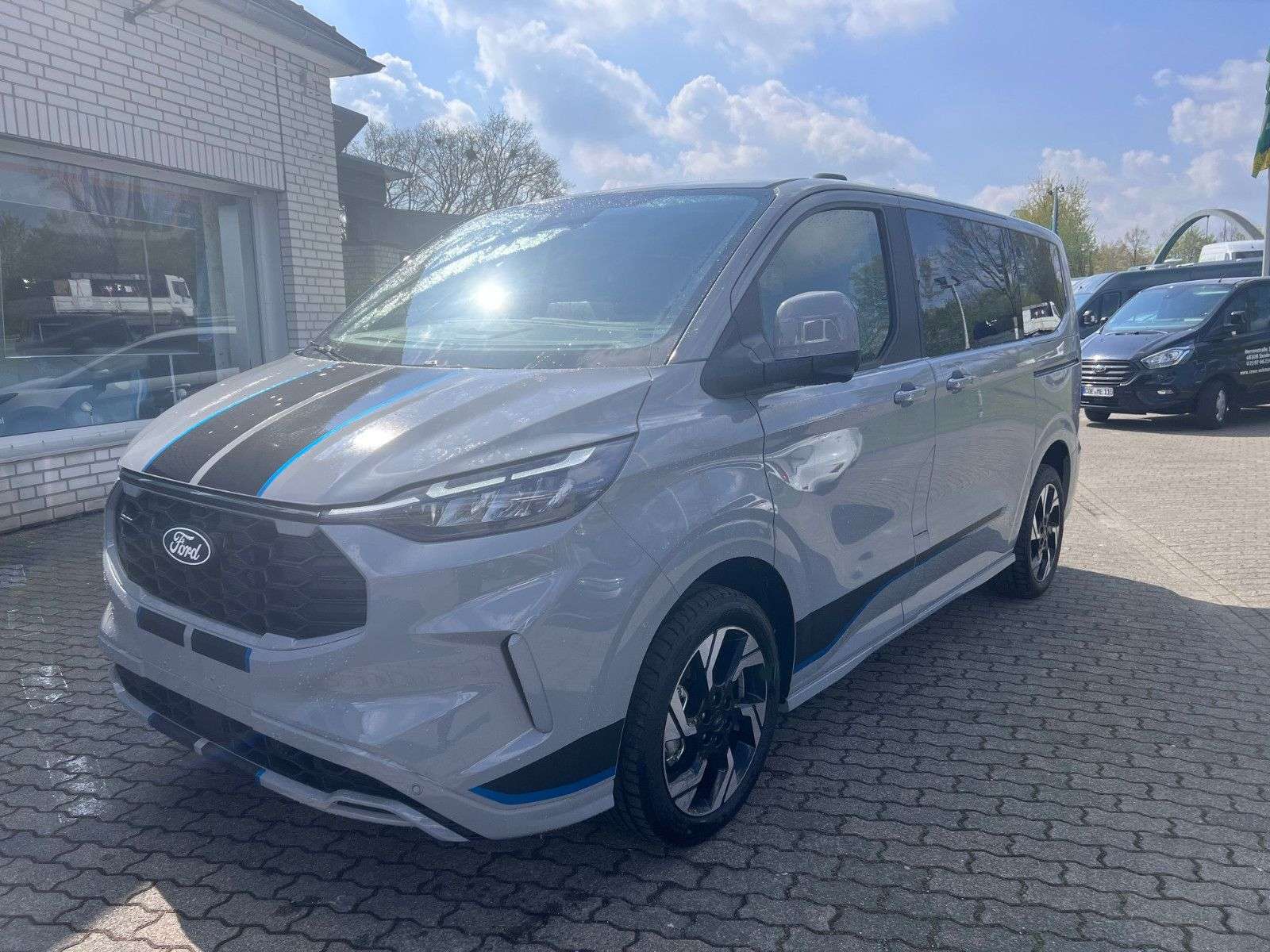 Second hand Ford Tourneo Custom 2.0