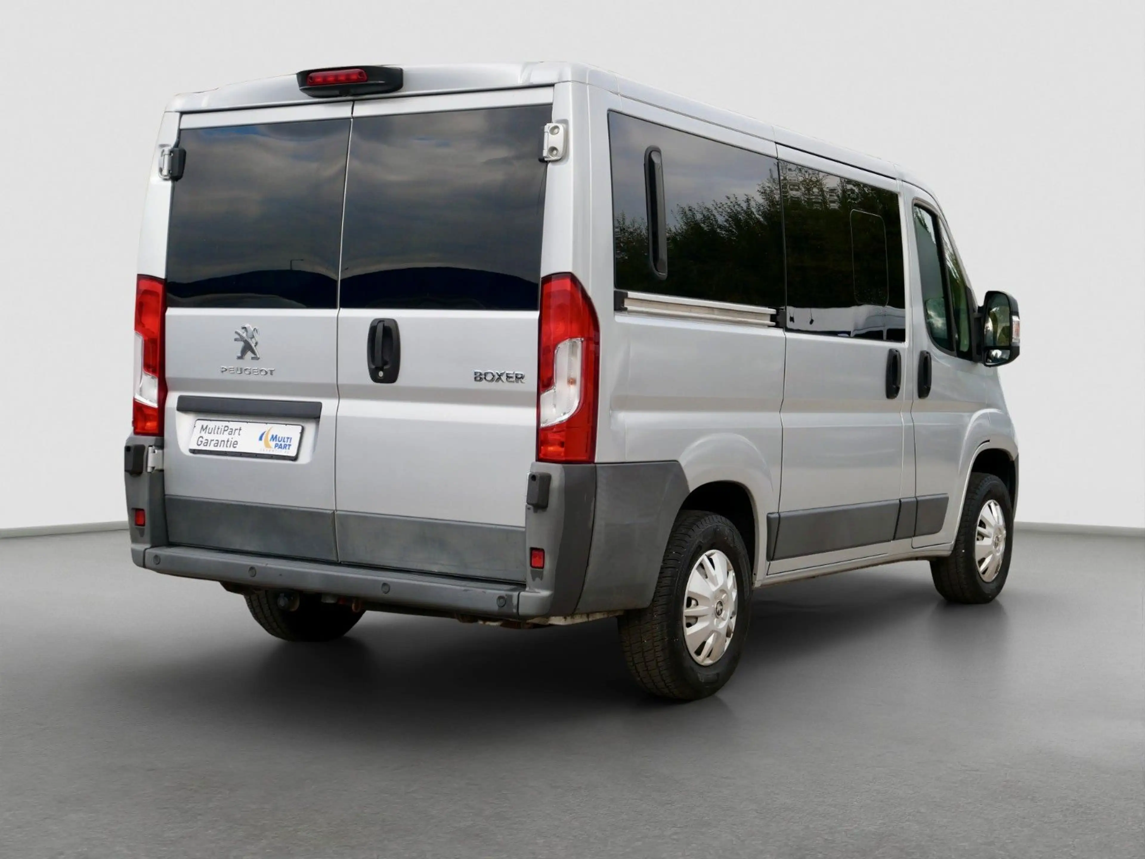 Peugeot Boxer Kombi 330 L1H1 Allure Blue-HDi 160 — photo 5