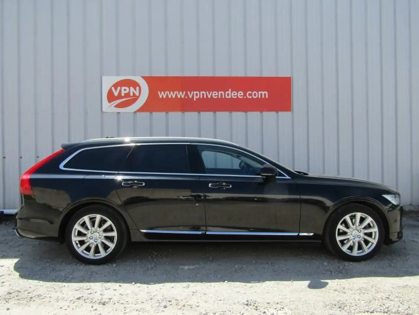 Volvo V90 D4 190ch Inscription Geartronic Noir - 2