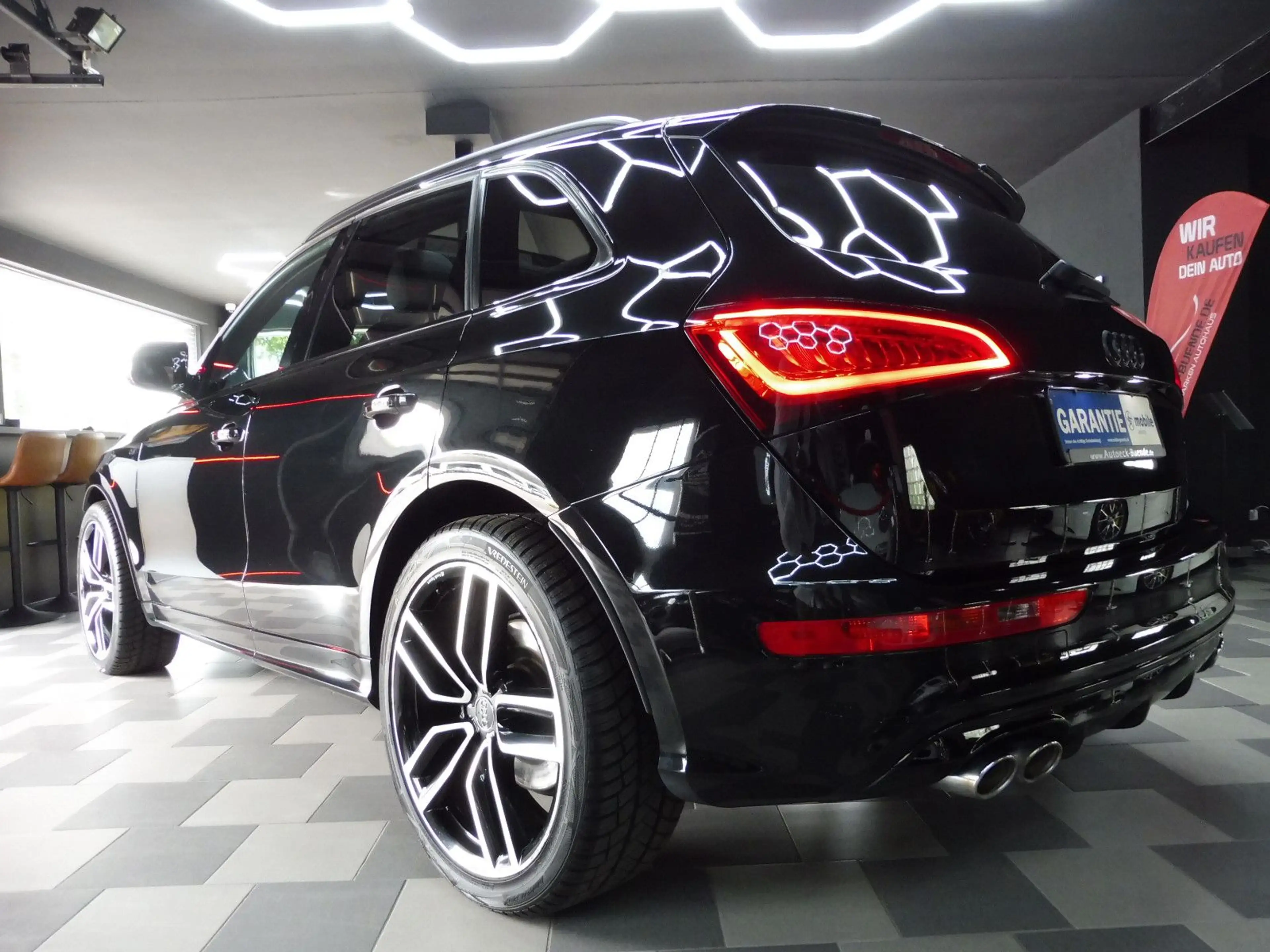 Audi SQ5 3.0 TDI plus quattro ACC/Pano/AHK/B&O/St-Hz- — photo 8