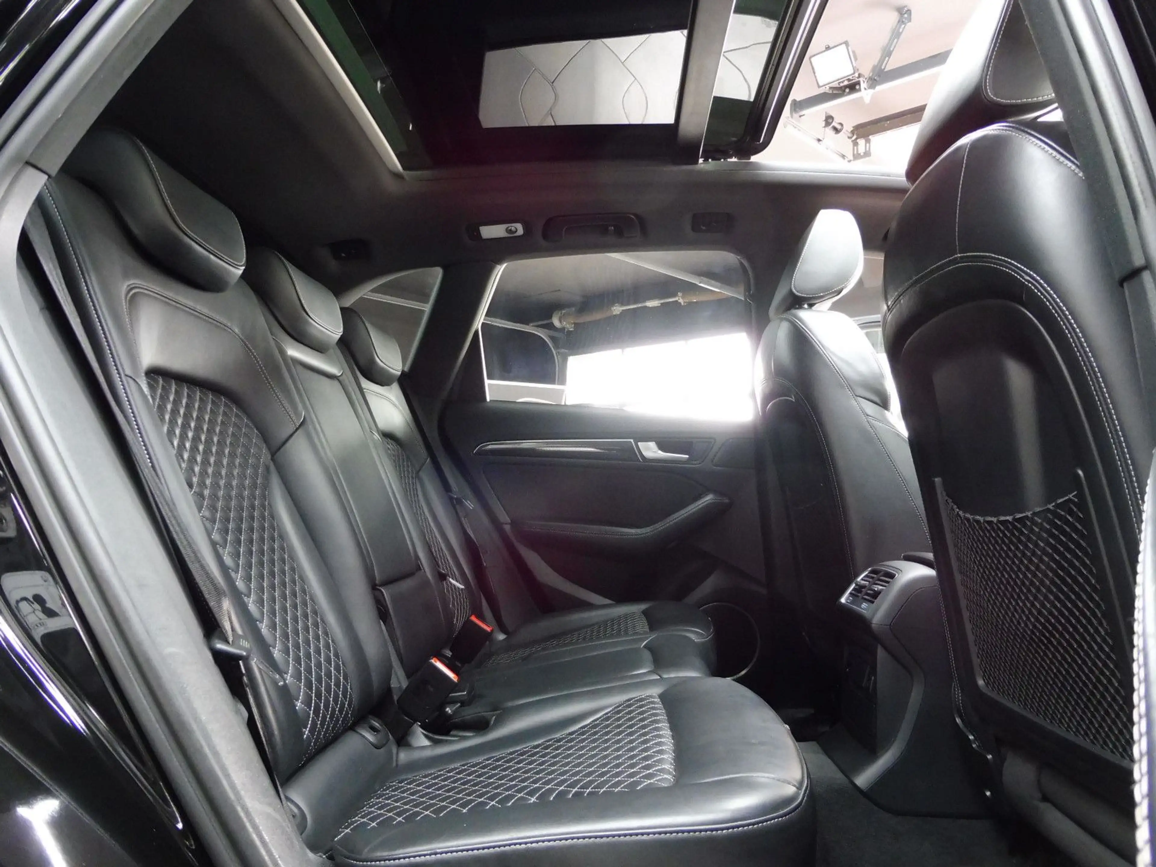 Audi SQ5 3.0 TDI plus quattro ACC/Pano/AHK/B&O/St-Hz- — photo 14