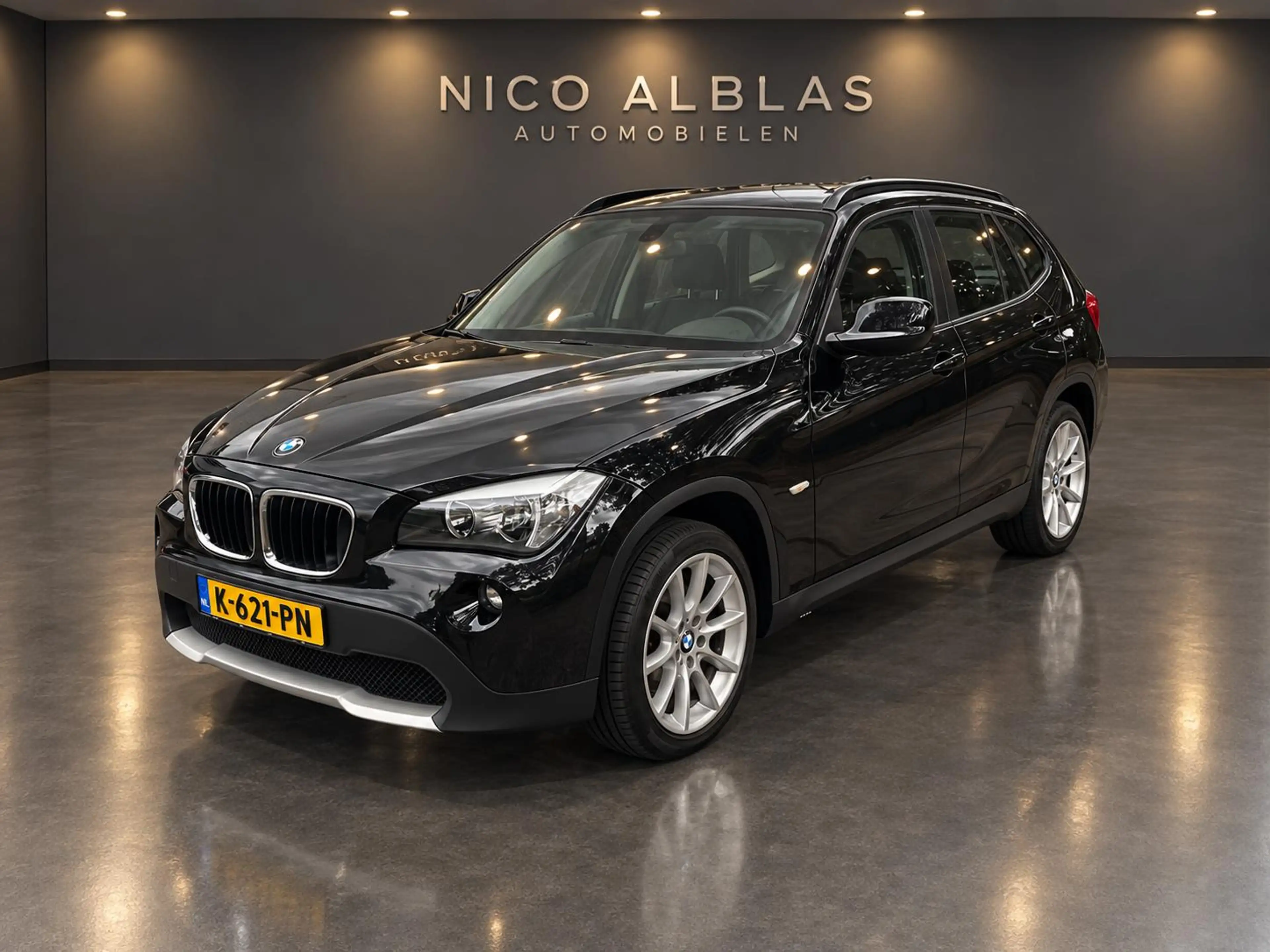 BMW X1 sDrive18i Executive — photo 5