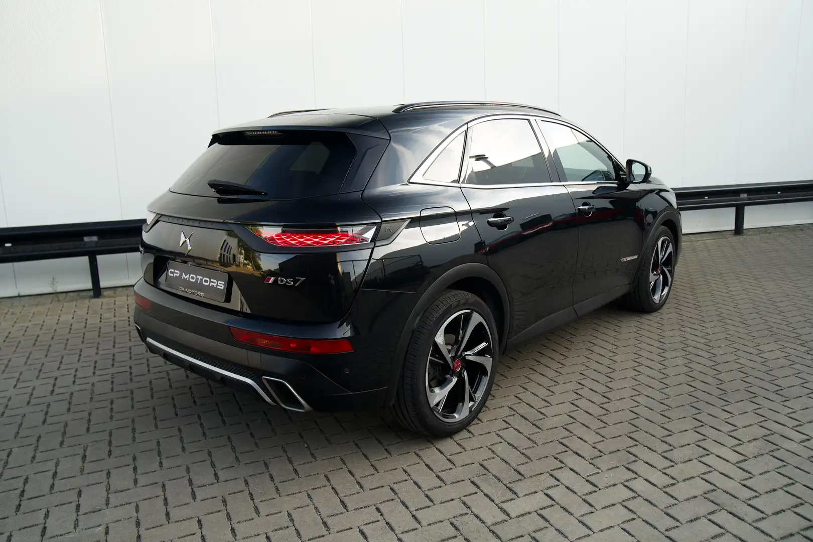 DS Automobiles DS 7 Crossback 4X4 | PLUG-IN | PERFORMANCE LINE | 300 PK | TOP Black - 2