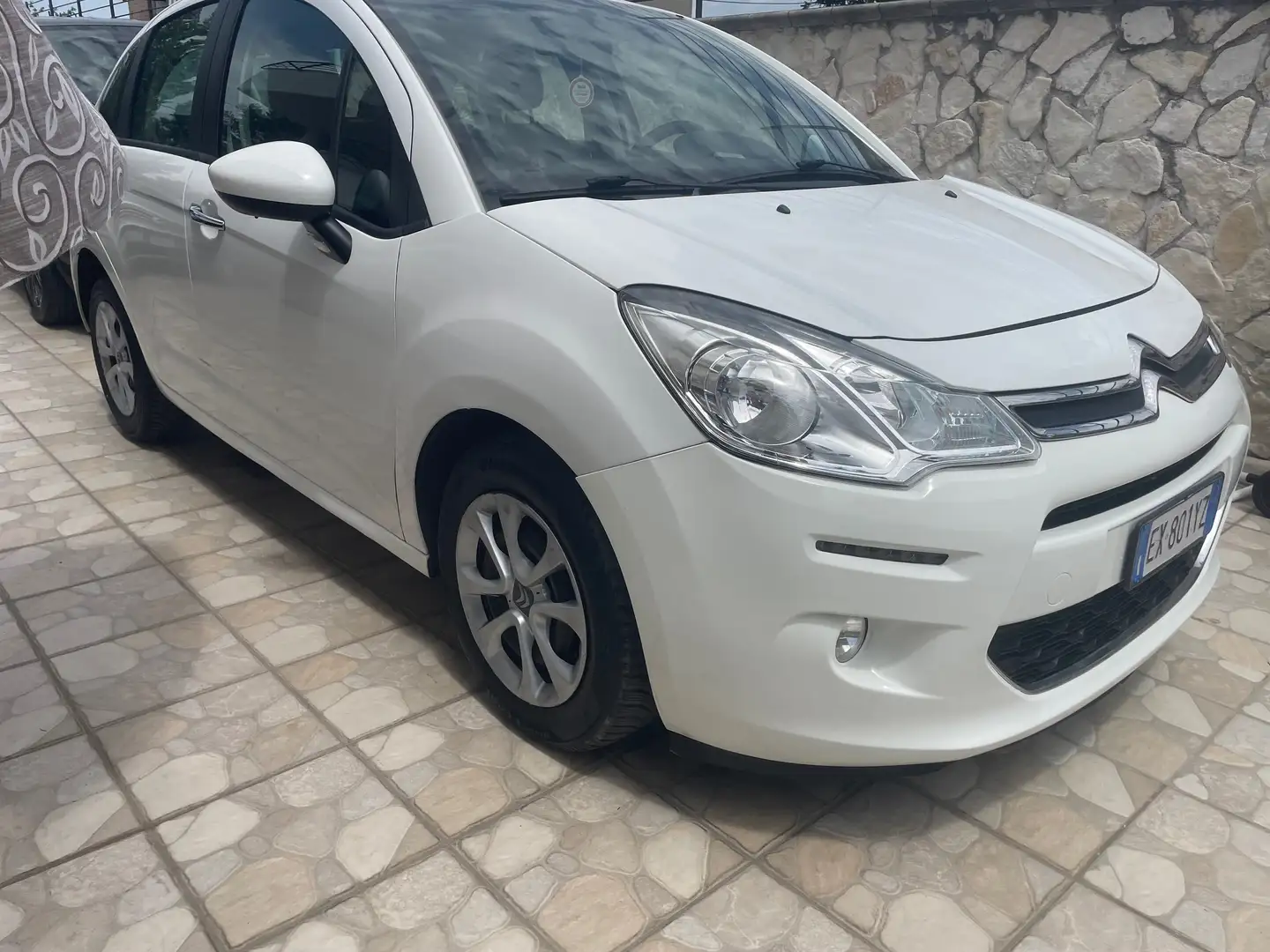 Citroen C3 C3 II 2009 1.2 puretech Exclusive 82cv E6 - 1