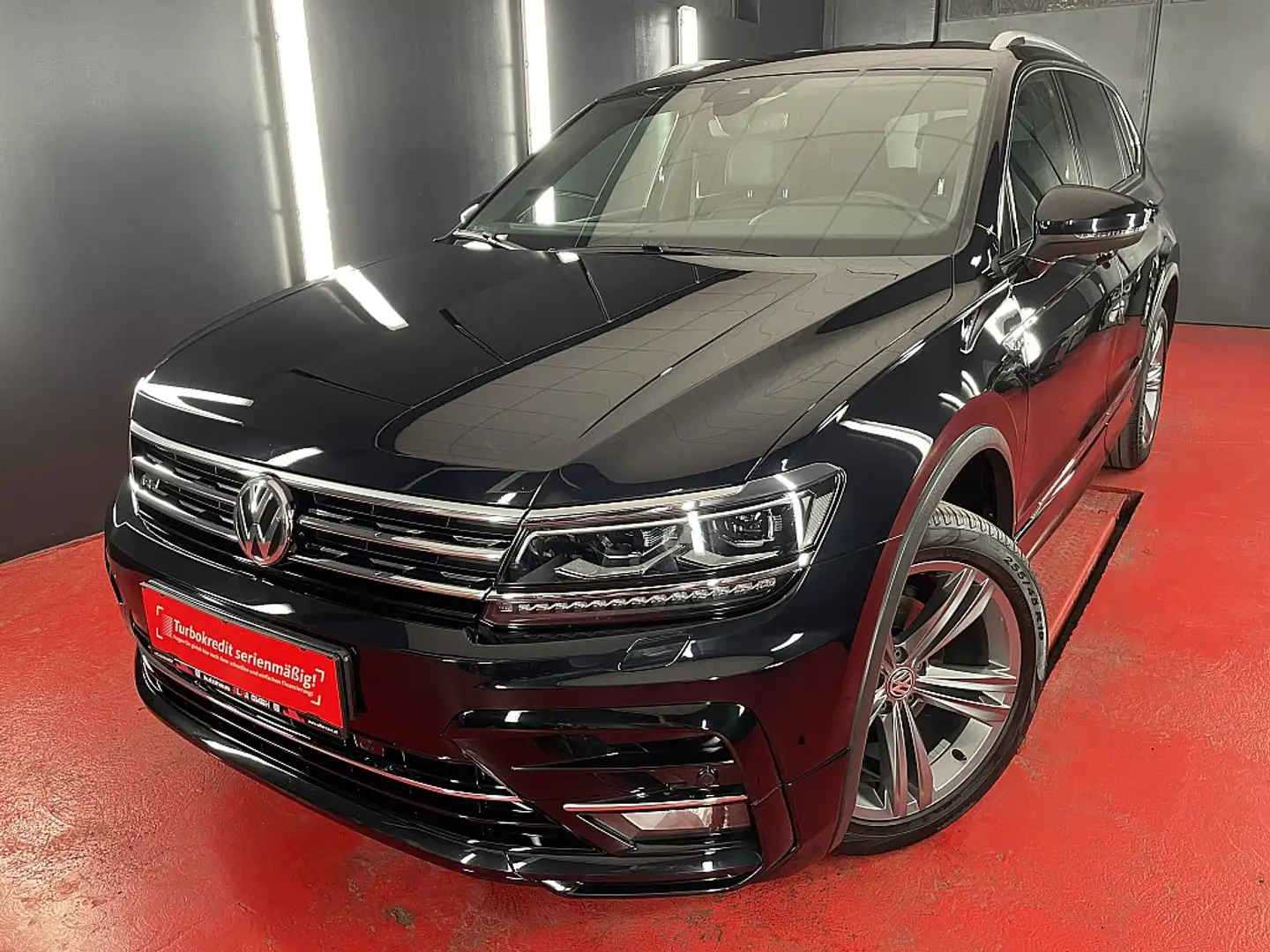 Volkswagen Tiguan Allspace Tiguan *Allspace *R-Line *Highline *Automatik Zwart - 1