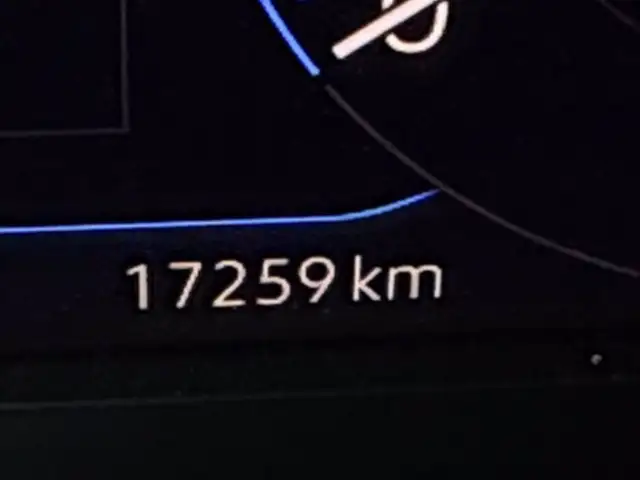 Volkswagen T-Roc view 17