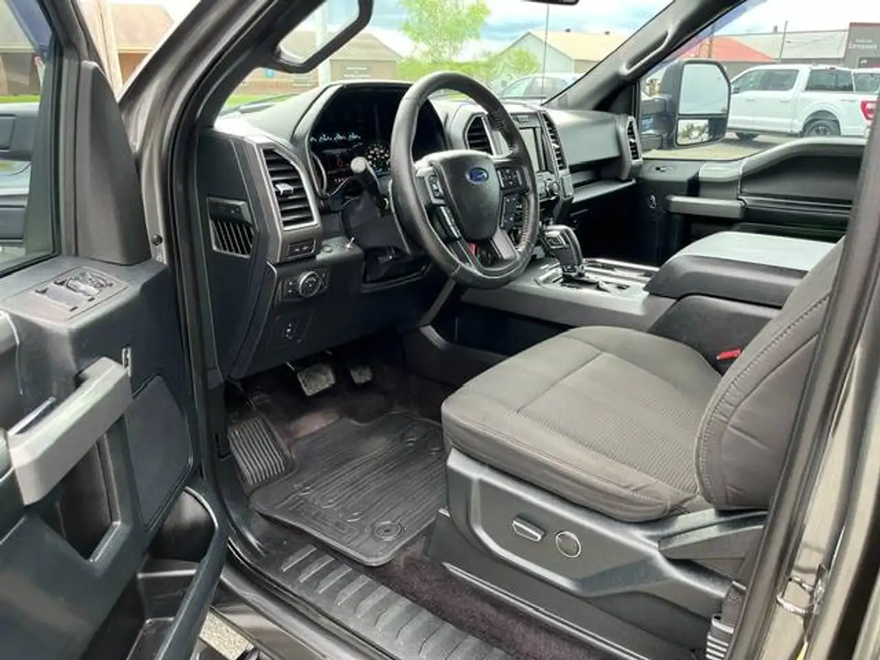 Ford F 150 снимка Ford F 150