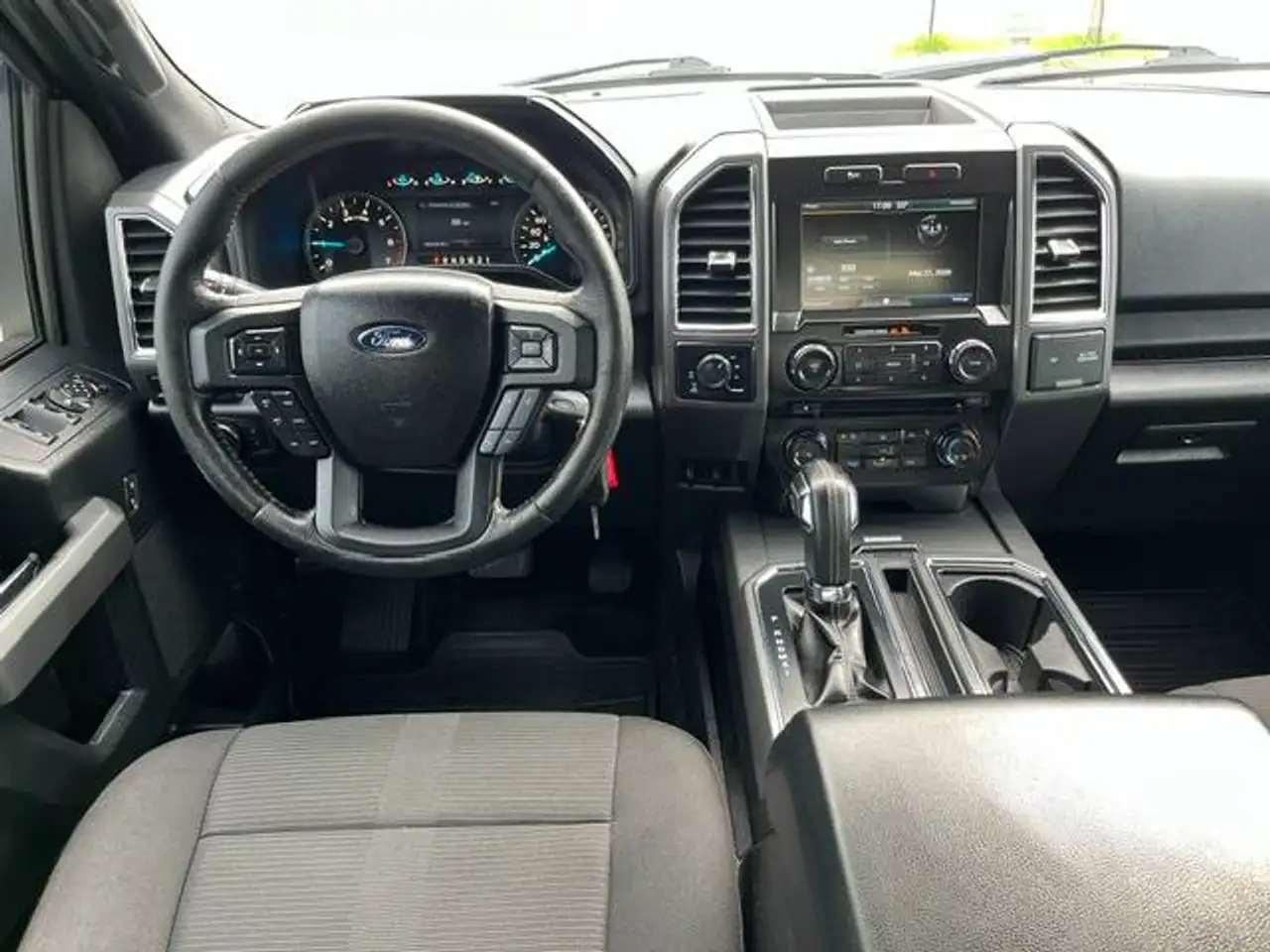 Ford F 150 снимка Ford F 150