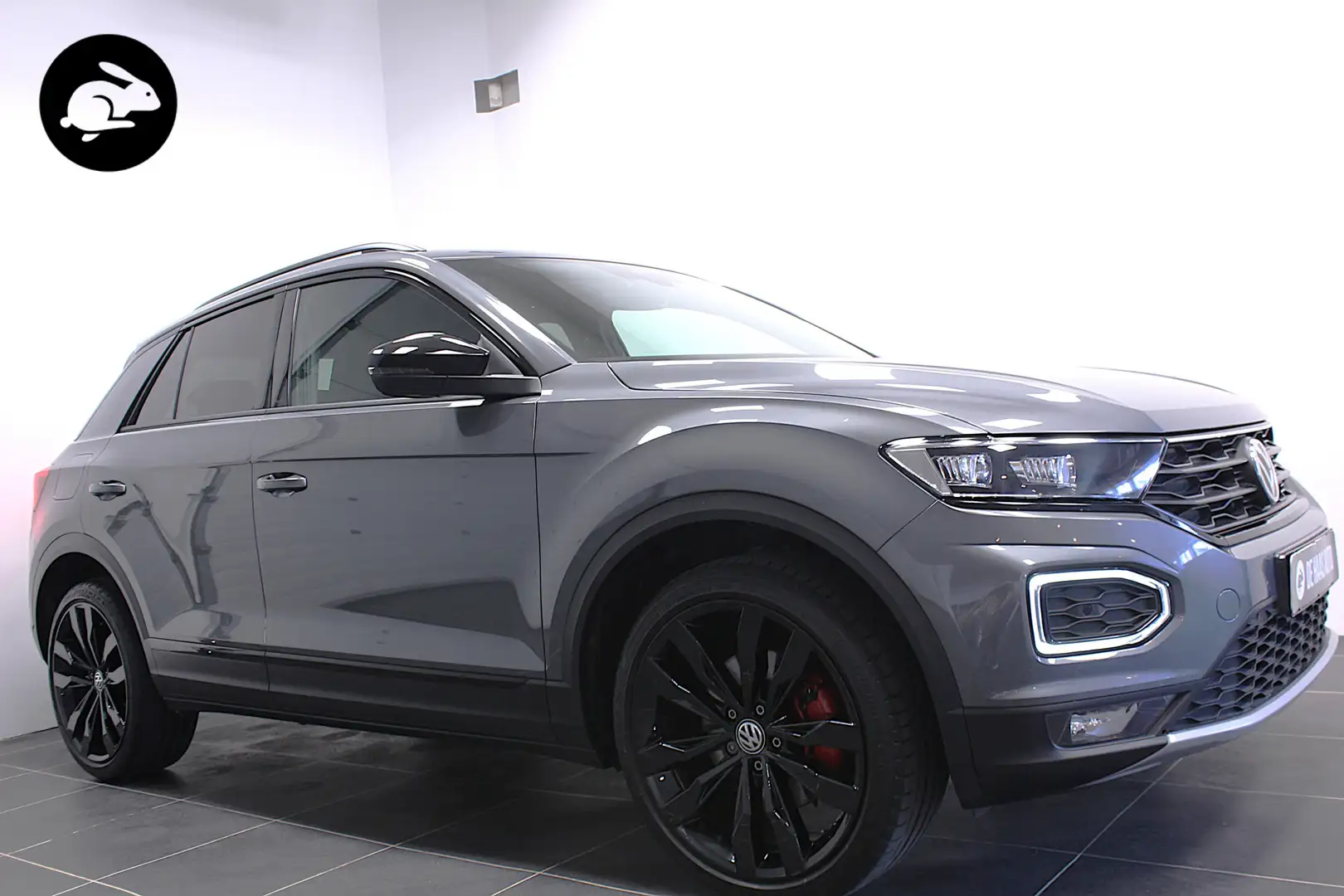 Volkswagen T-Roc 1.5 TSI Sport Black Style/19 inch/Virtual/Camera/A Grijs - 1