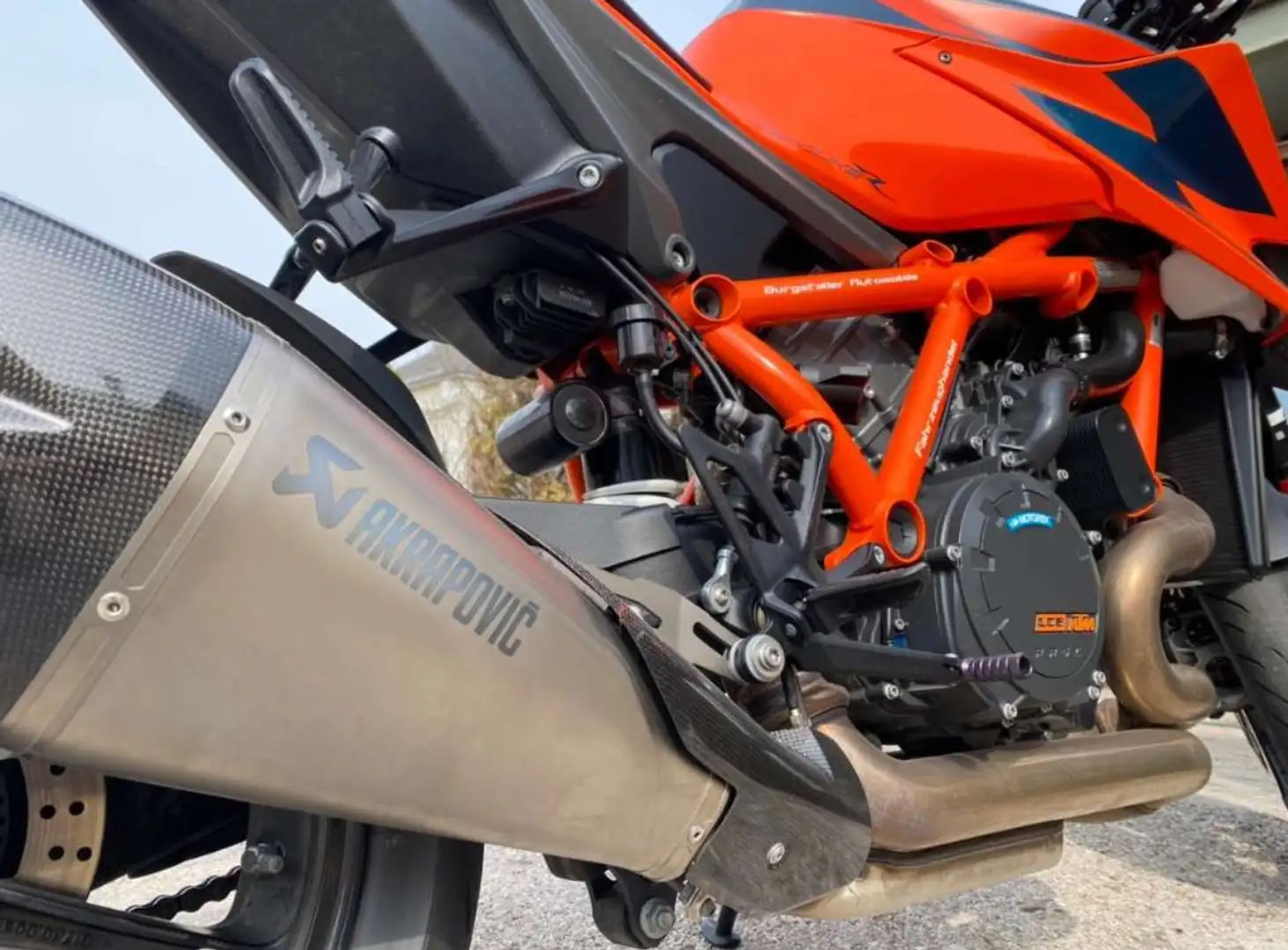 KTM 1290 Super Duke R *AKRAPROVIC* Naranja - 2