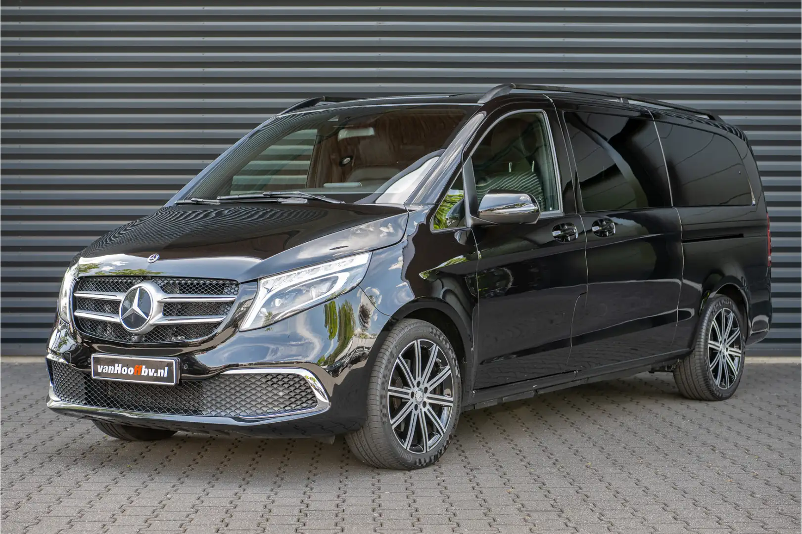 Mercedes-Benz V 300 300d Extra Lang DC Motor nieuw-Burmester-19 inch - Zwart - 1