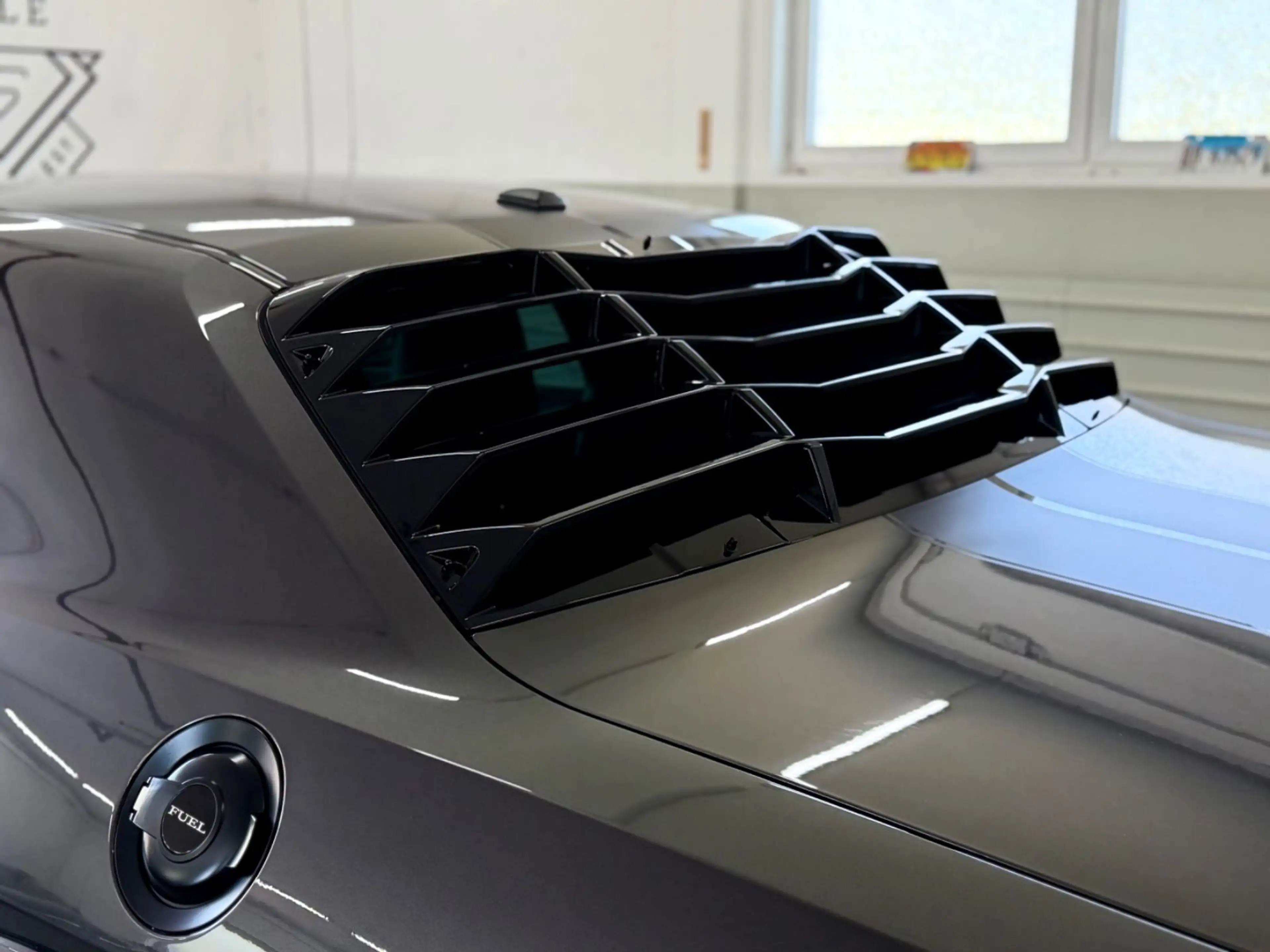 Dodge Challenger /Widebody — photo 7