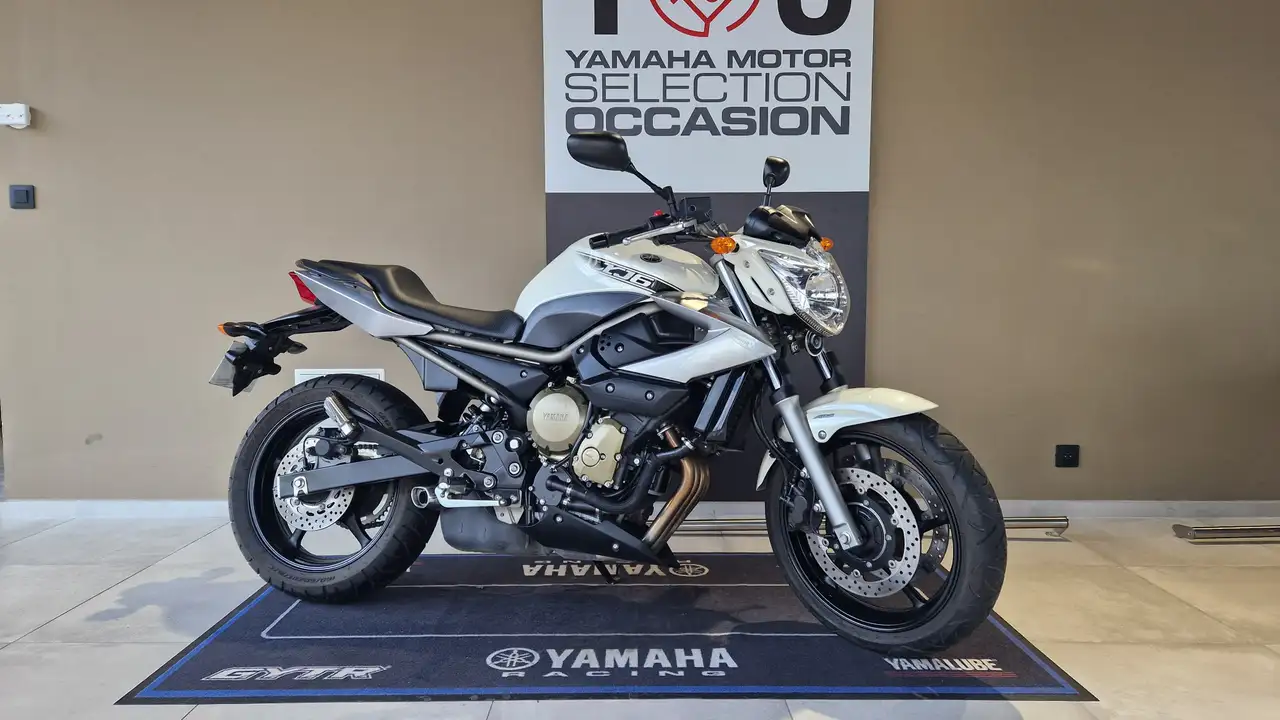 Yamaha XJ 6