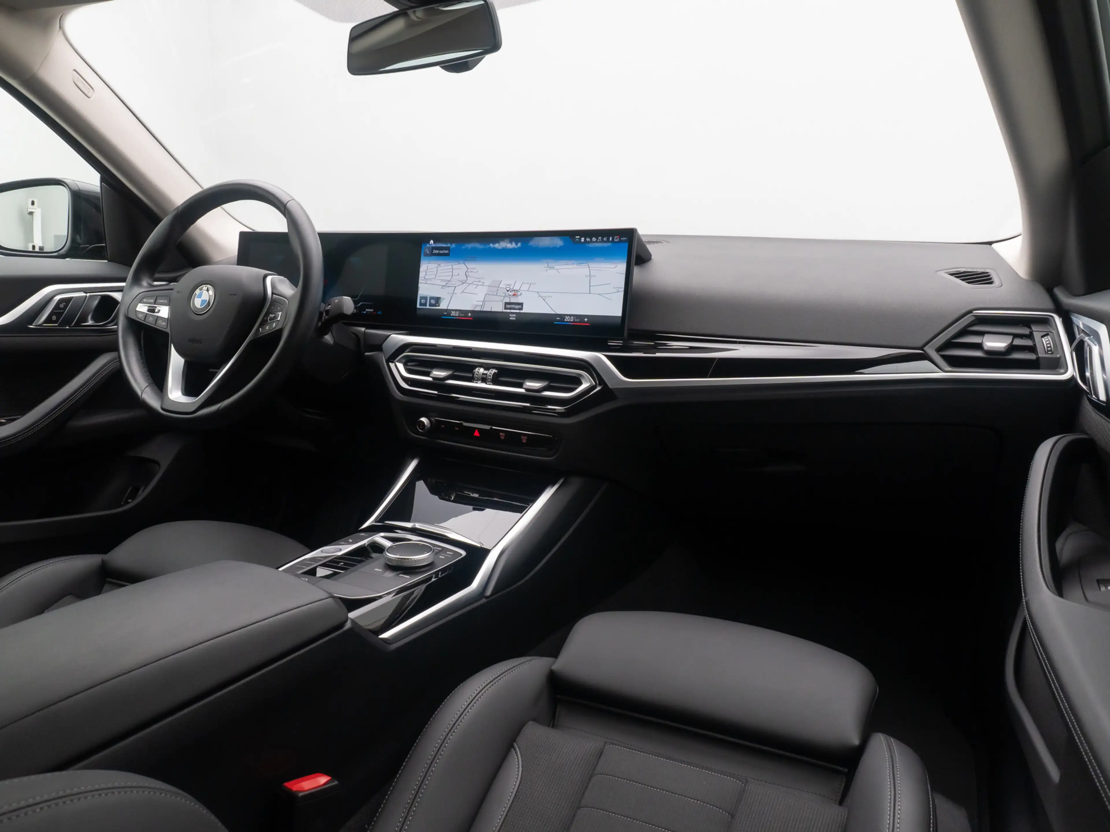 BMW 420 DAB Kamera Standheizung Sport — photo 39