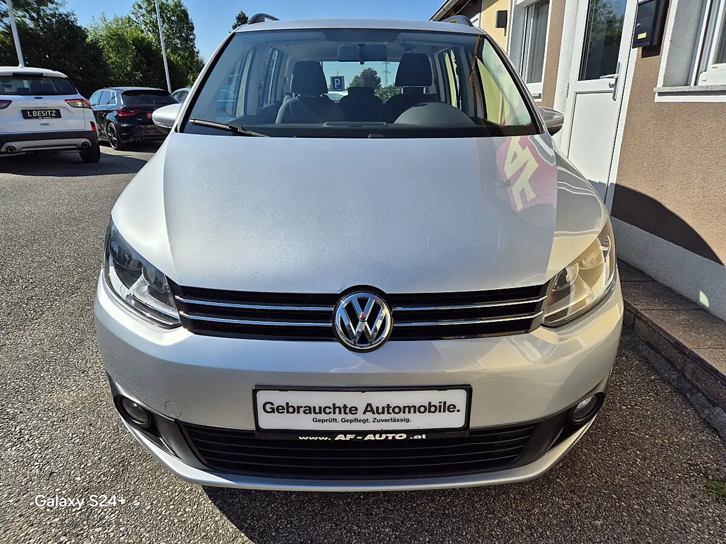 Volkswagen Touran Trendline 1,6 BMT TDI DPF Silber - 2