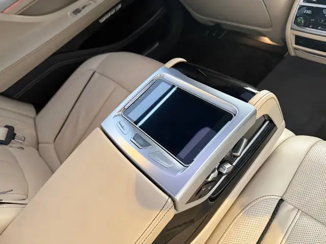 BMW 760 i M760 L i xDrive Ansicht 13