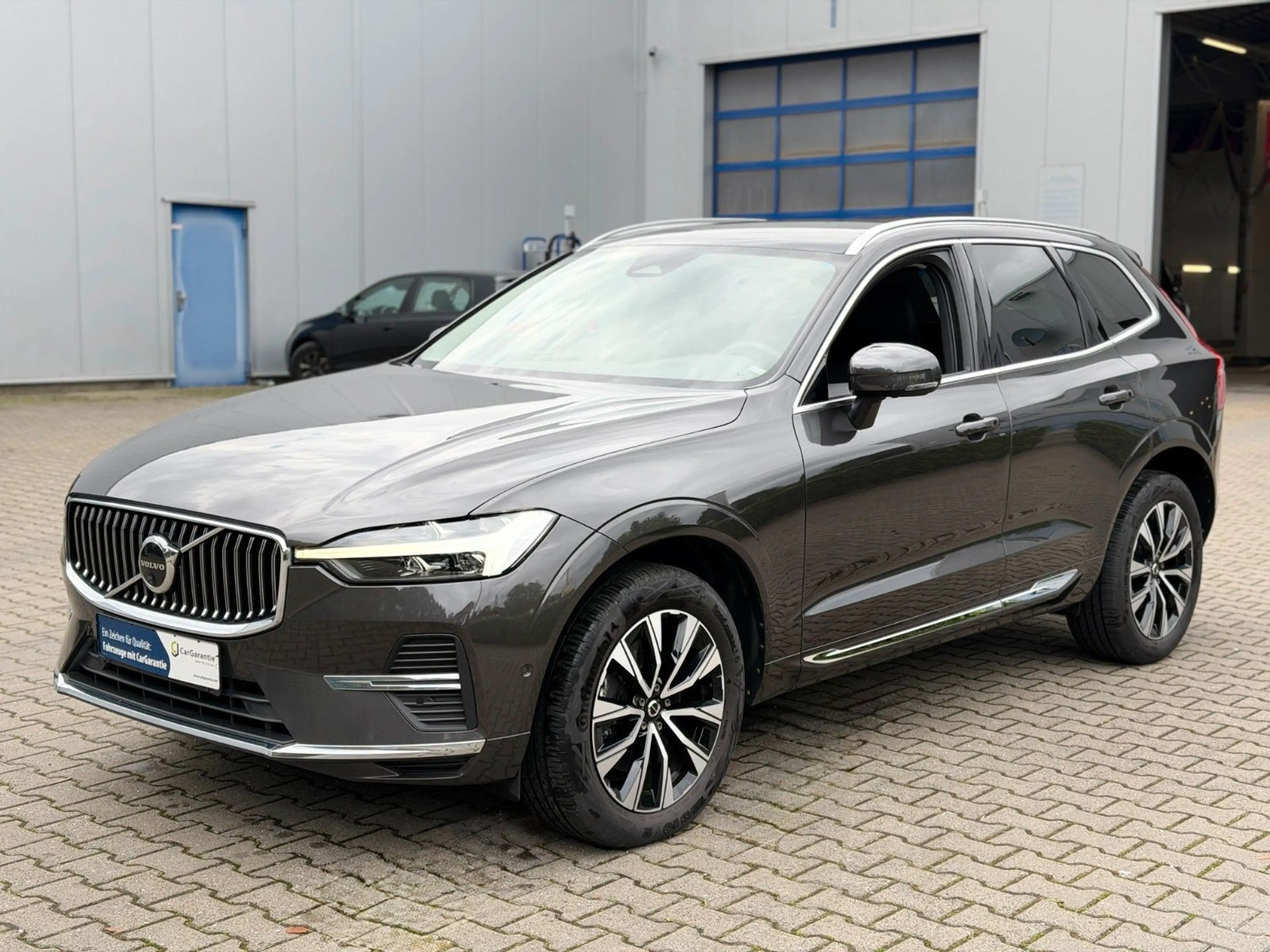 Volvo XC60 Plus Bright Dark 2WD Garantie*1.Hand*Leder — photo 7