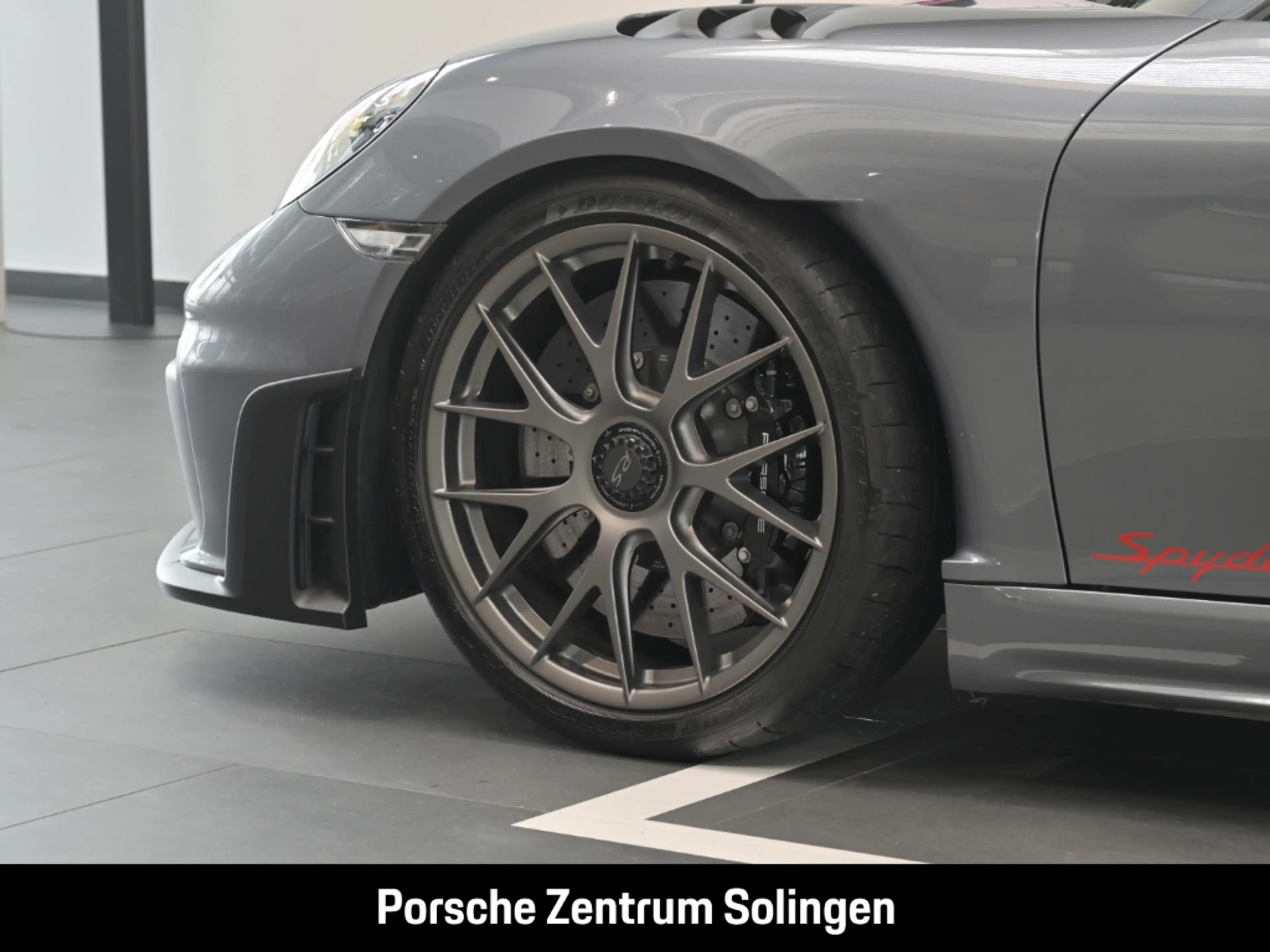 Porsche 718 Spyder RS WEISSACH PCCB NP 209.779,50 € Magnesium — photo 11