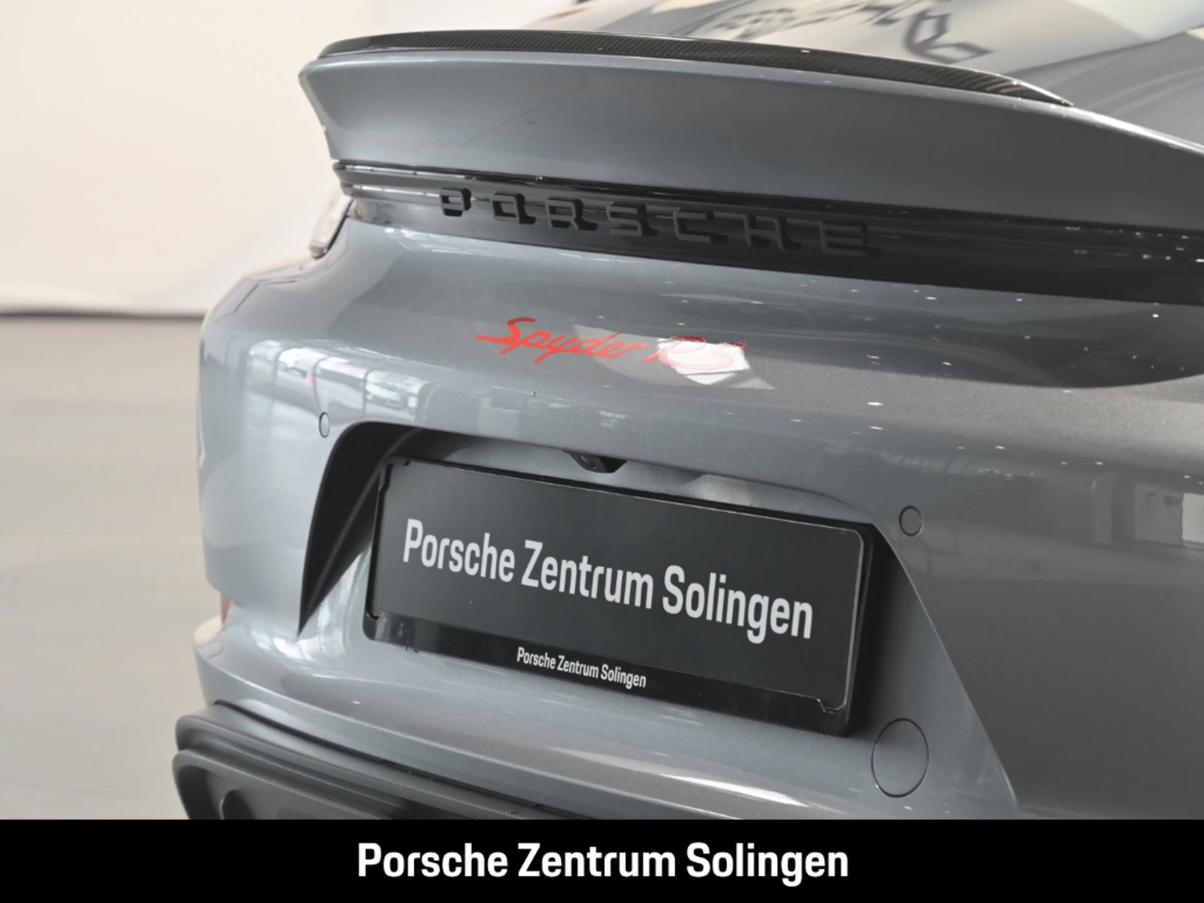 Porsche 718 Spyder RS WEISSACH PCCB NP 209.779,50 € Magnesium — photo 9