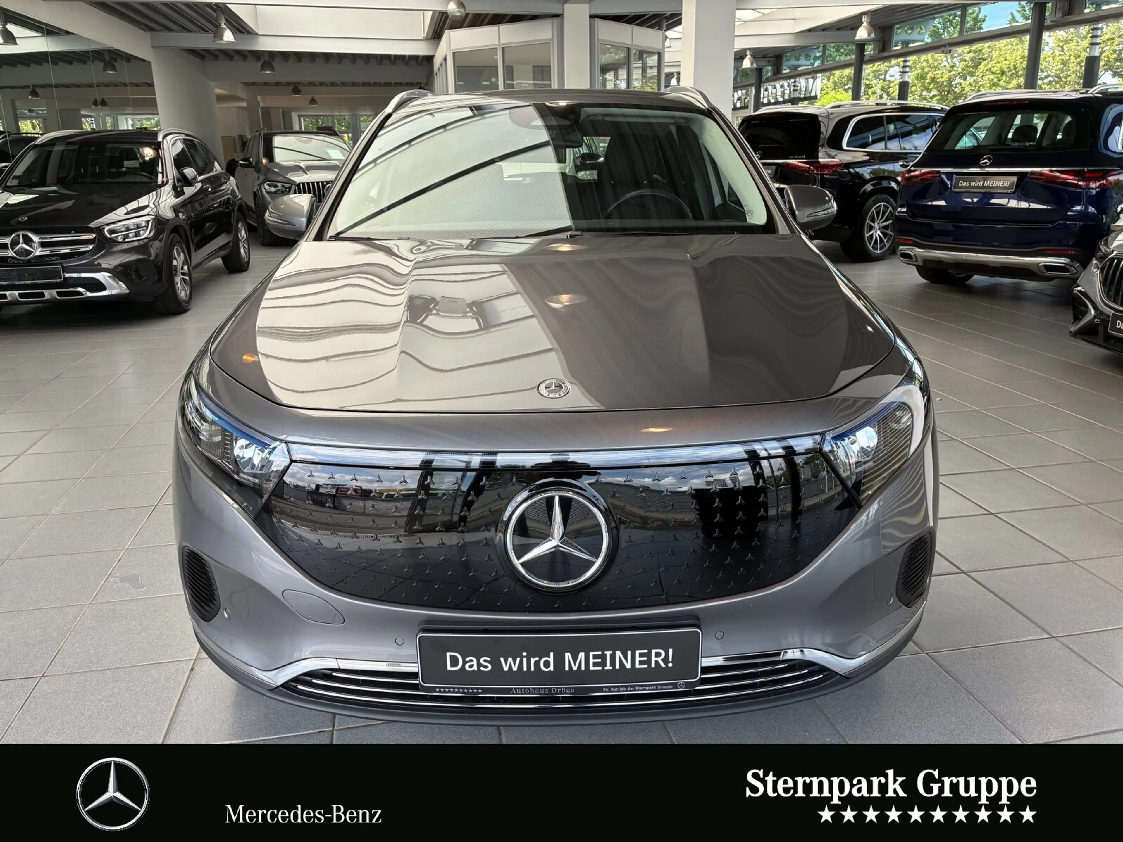 Mercedes-Benz EQA 300 EQA 300 4M Adv.+ AHK*Winter*LED*11KW*Kamera*18" — photo 2