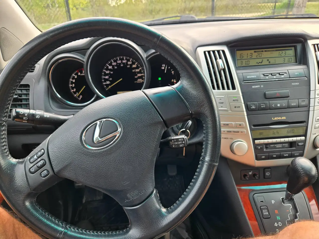 Lexus RX fotografie Lexus RX