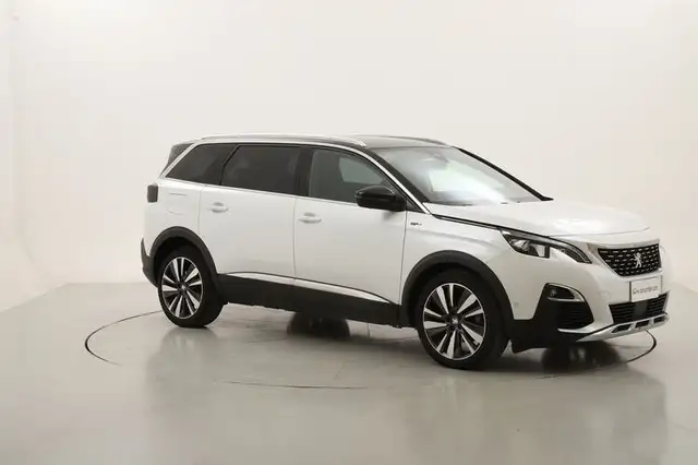 Peugeot 5008 view 7
