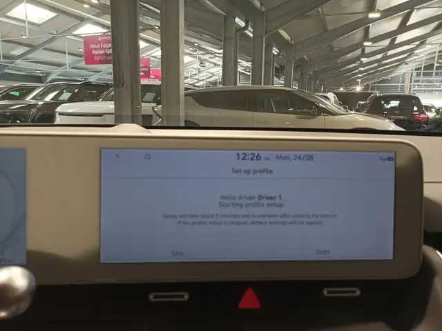 Hyundai IONIQ 5 view 11