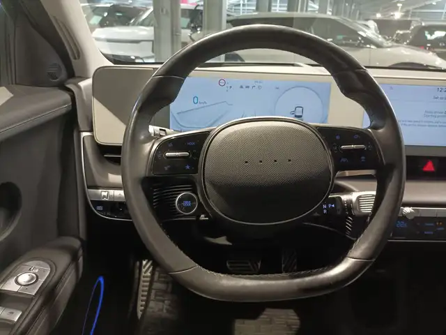 Hyundai IONIQ 5 view 10