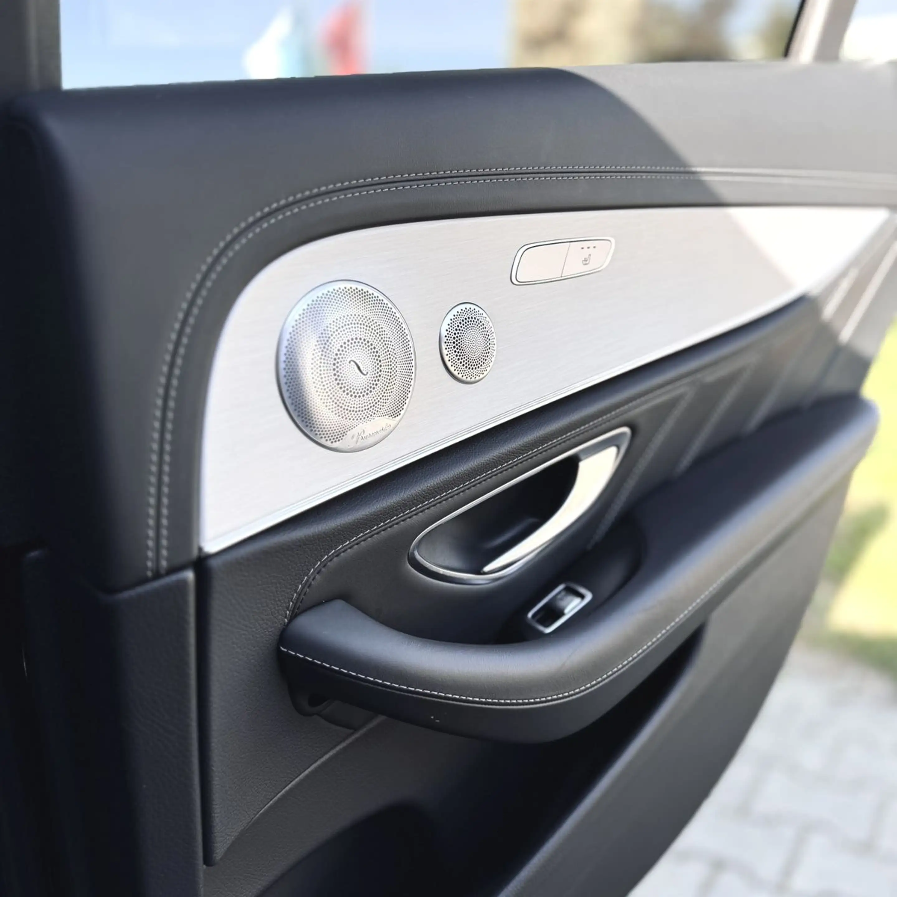 Mercedes-Benz E 63 AMG S/DISTRO+/360°/AIRM/BURMESTER Sportp. — photo 15