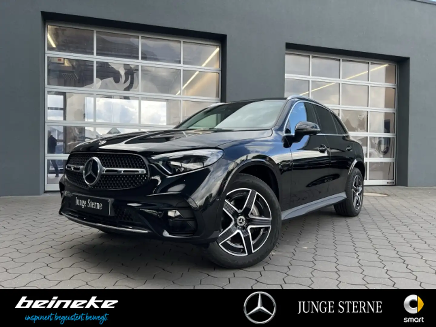 Mercedes-Benz GLC 300 GLC 300 e 4M AMG Distronic Plus AHK HeadUp DigiL Schwarz - 2