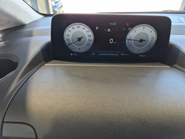 Hyundai Staria view 7