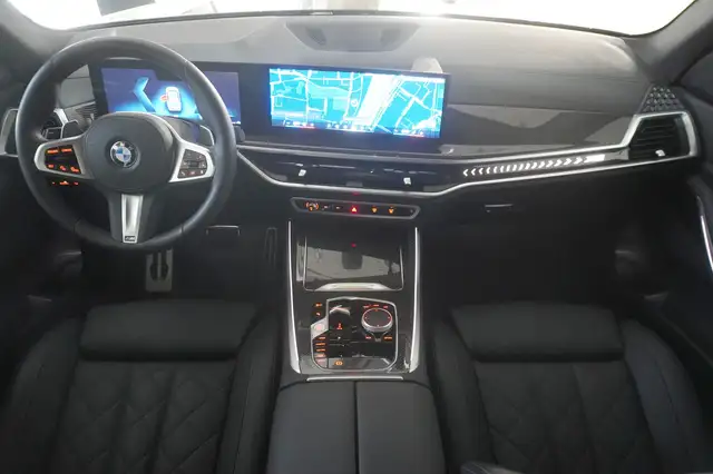 BMW X5 xDrive40i Ansicht 11