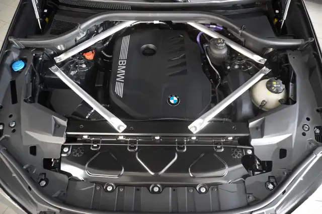 BMW X5 xDrive40i Ansicht 2